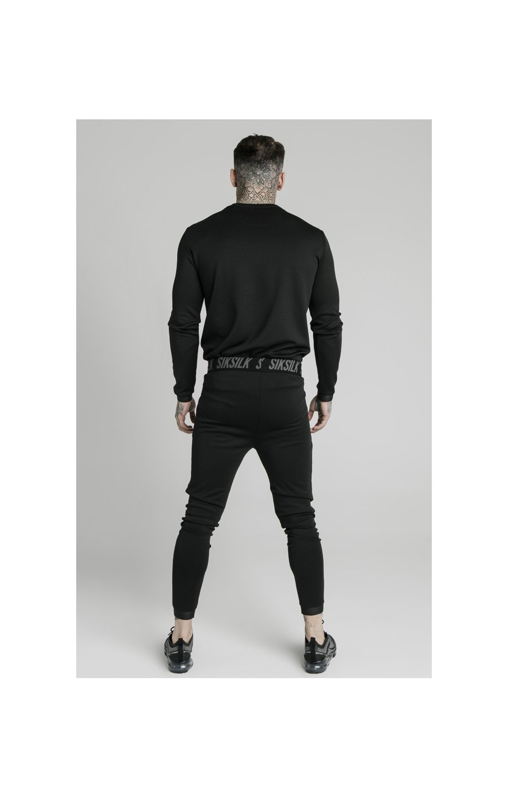 Load image into Gallery viewer, SikSilk L/S Active Crew Sweat - Black (2)