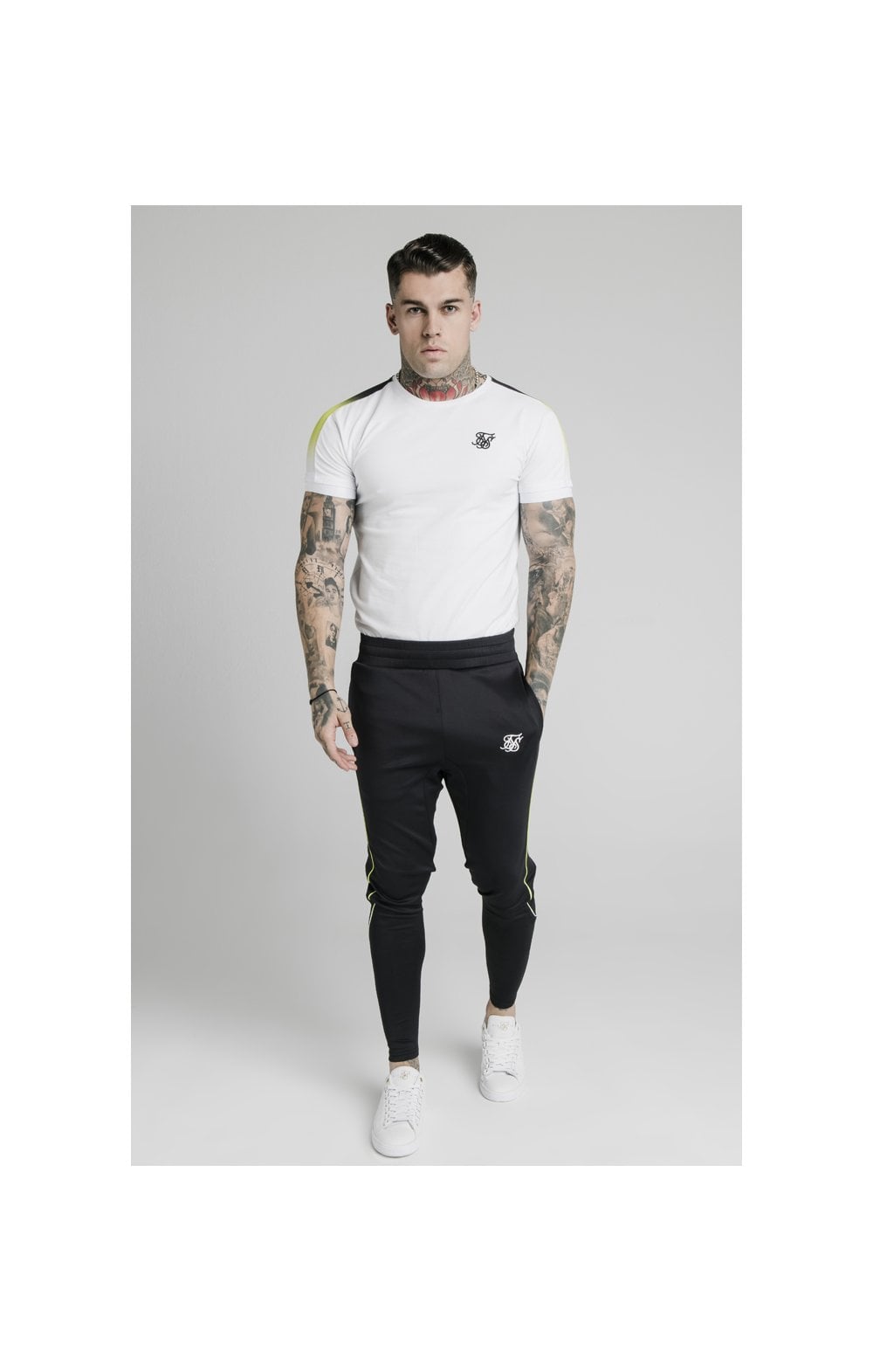 Load image into Gallery viewer, SikSilk S/S Fade Panel Tech Tee - White