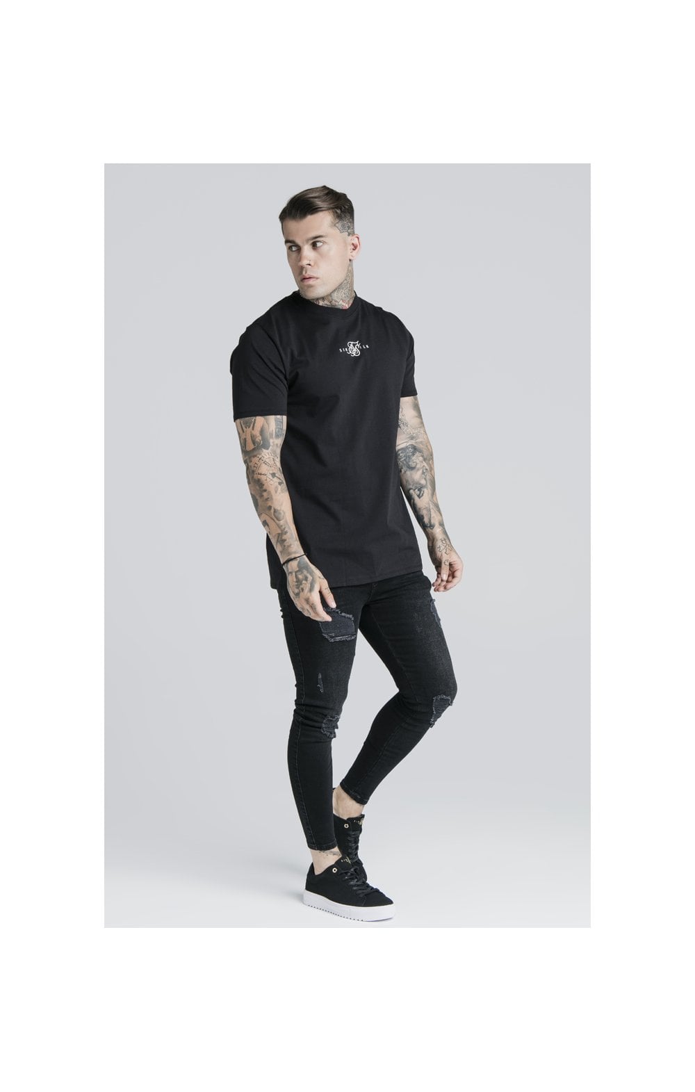 Black Essential Muscle Fit T-Shirt (2)