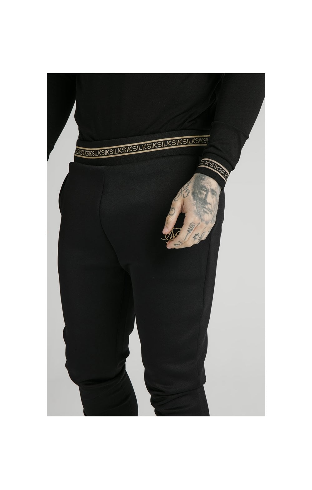 SikSilk Element Muscle Fit Cuff Joggers - Black & Gold (1)