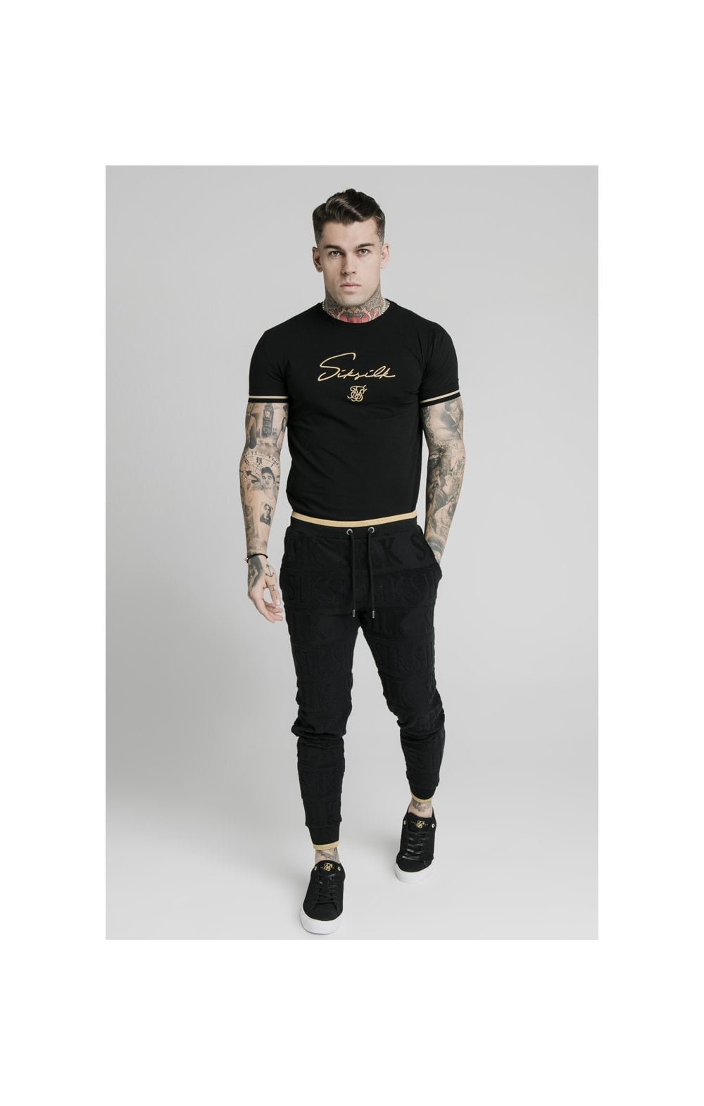 Load image into Gallery viewer, SikSilk Signature Tee - Black &amp; Gold (4)