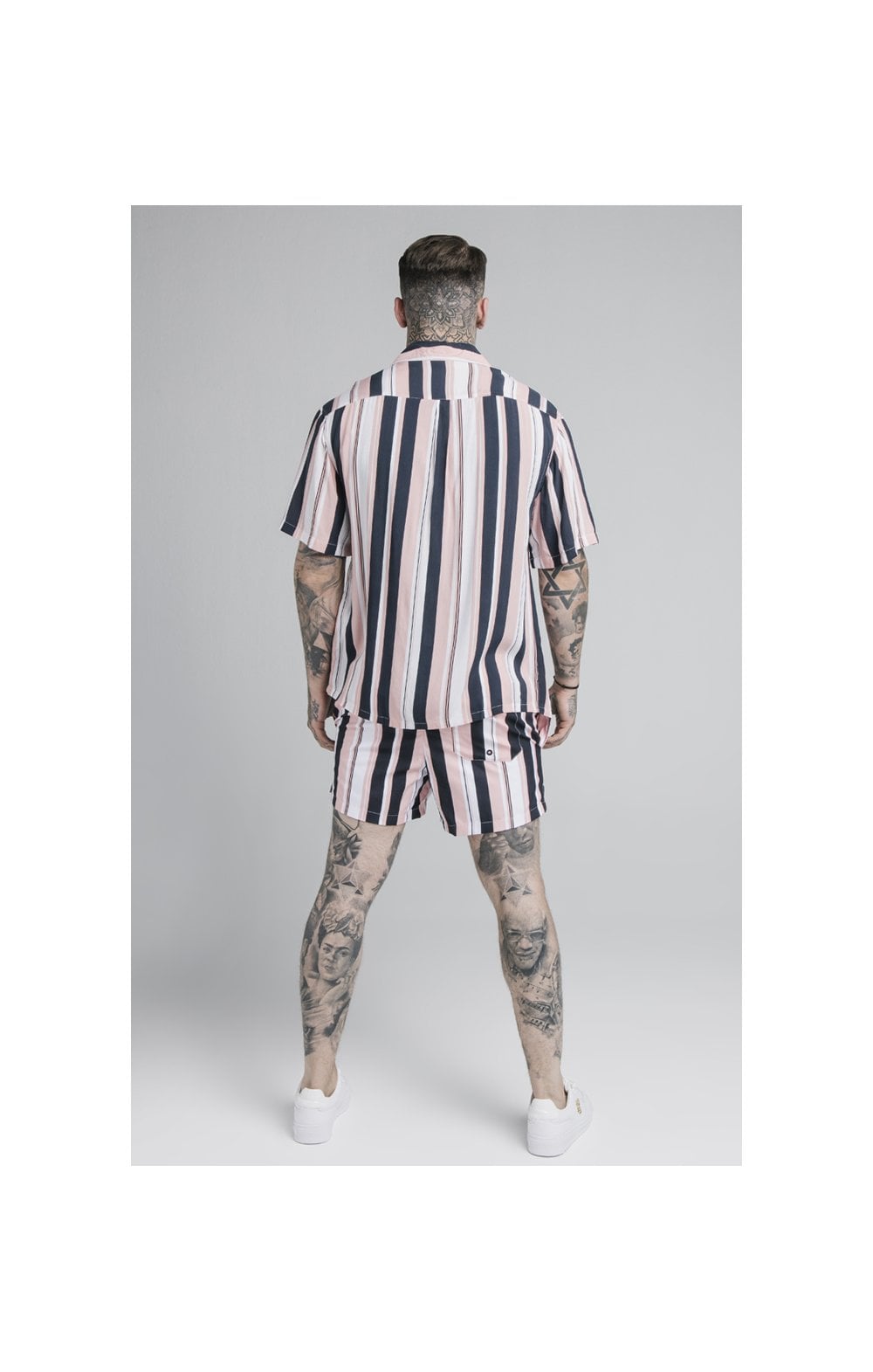 SikSilk Loose Fit Resort Shirt – Navy
                    
                        Pink & White (4)