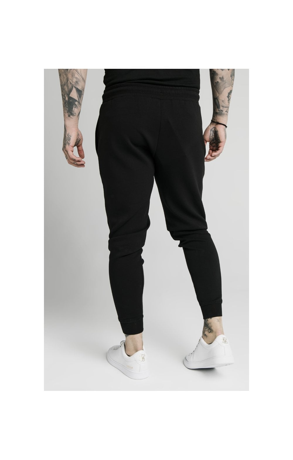 SikSilk Muscle Fit Jogger – Black (4)