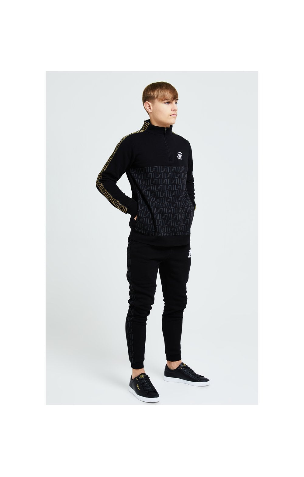 Load image into Gallery viewer, Illusive London Elite Quarter Zip - Black (4)
