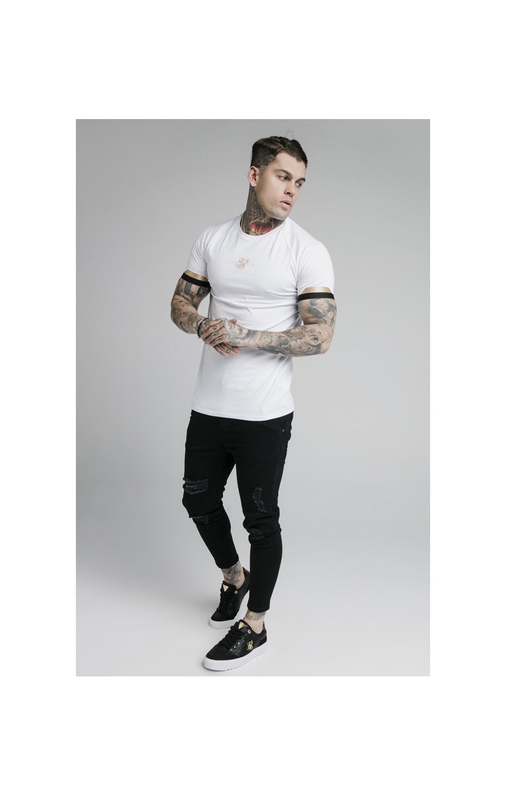 Load image into Gallery viewer, SikSilk Dual Cuff Tech Tee - White &amp; Gold (3)