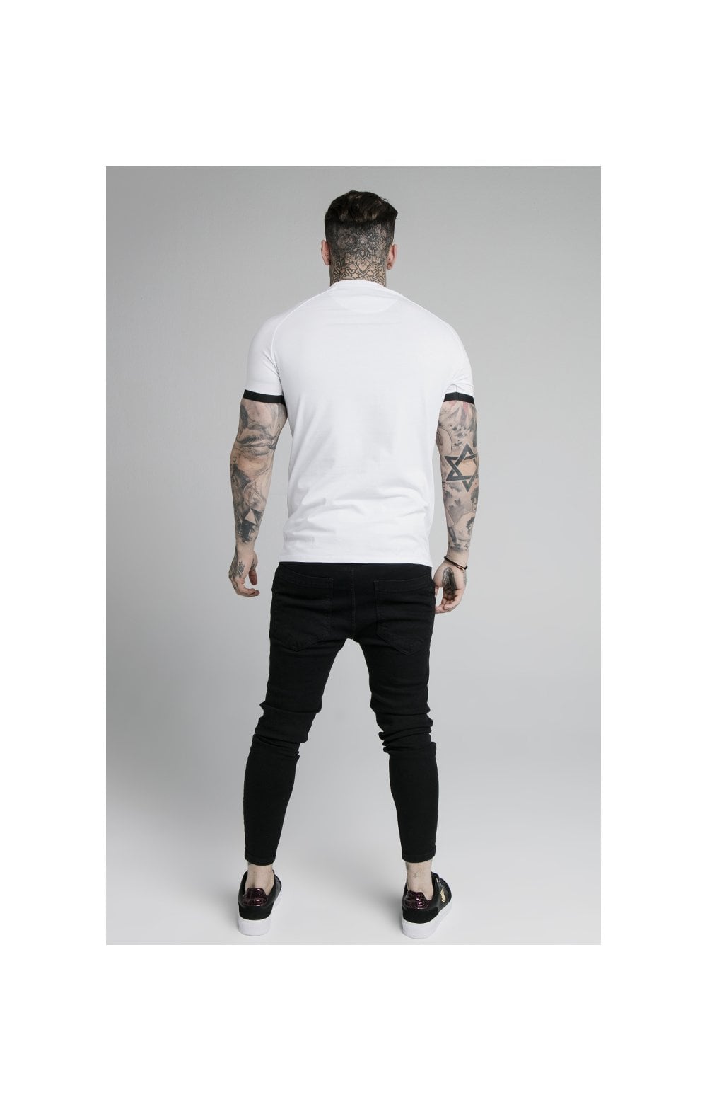 Load image into Gallery viewer, SikSilk Dual Cuff Tech Tee - White &amp; Gold (5)