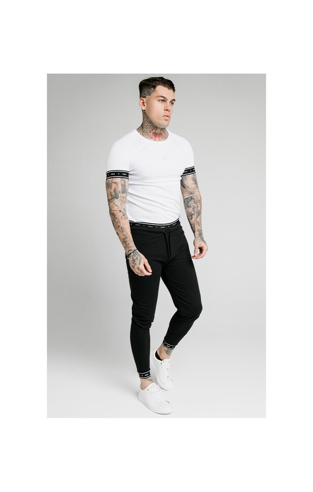 SikSilk Active Muscle Fit Jogger - Black (3)