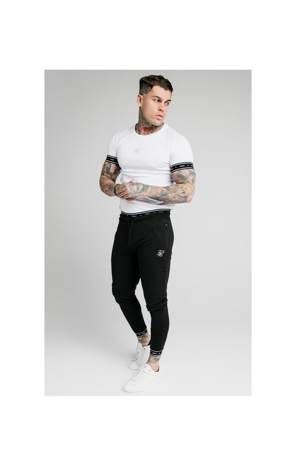 SikSilk Active Muscle Fit Jogger - Black (4)