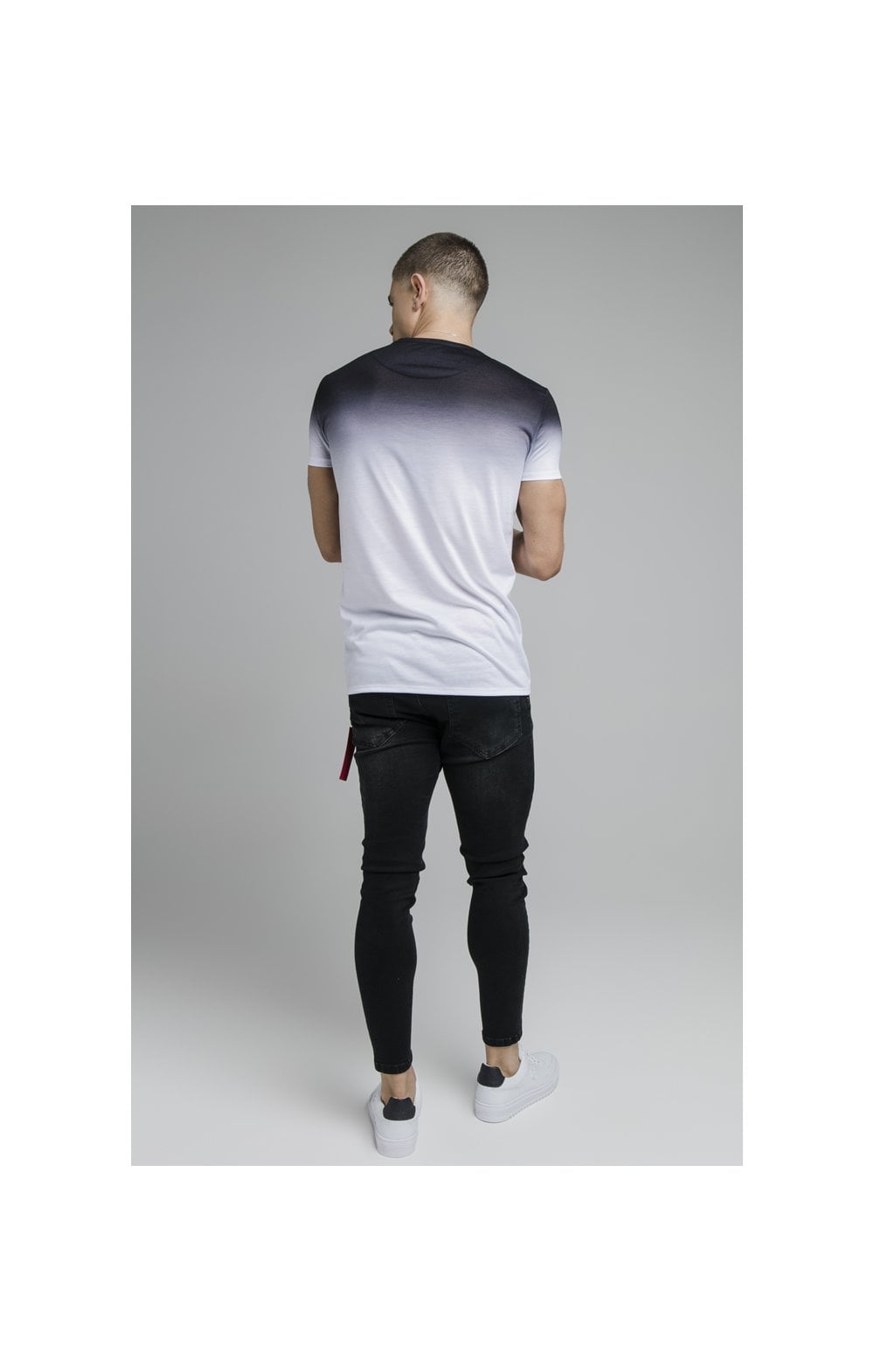 Black Embroidered Muscle Fit T-Shirt (4)