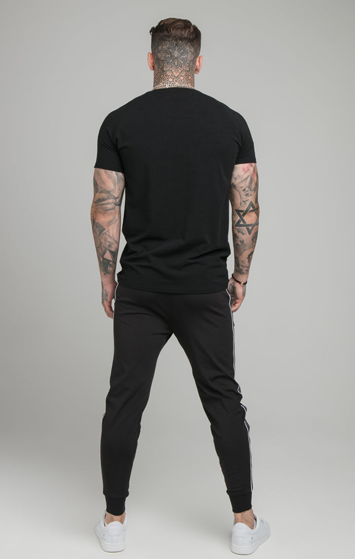 Black Muscle Fit T-Shirt (4)