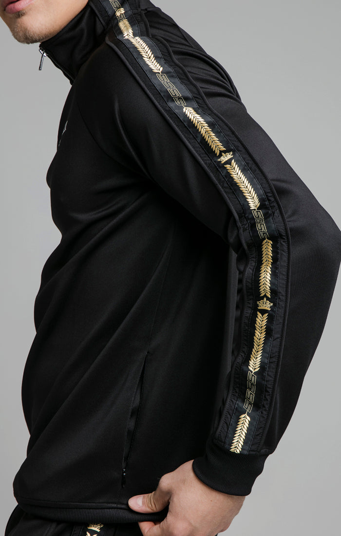 Black Crown Quarter Zip Overhead (1)