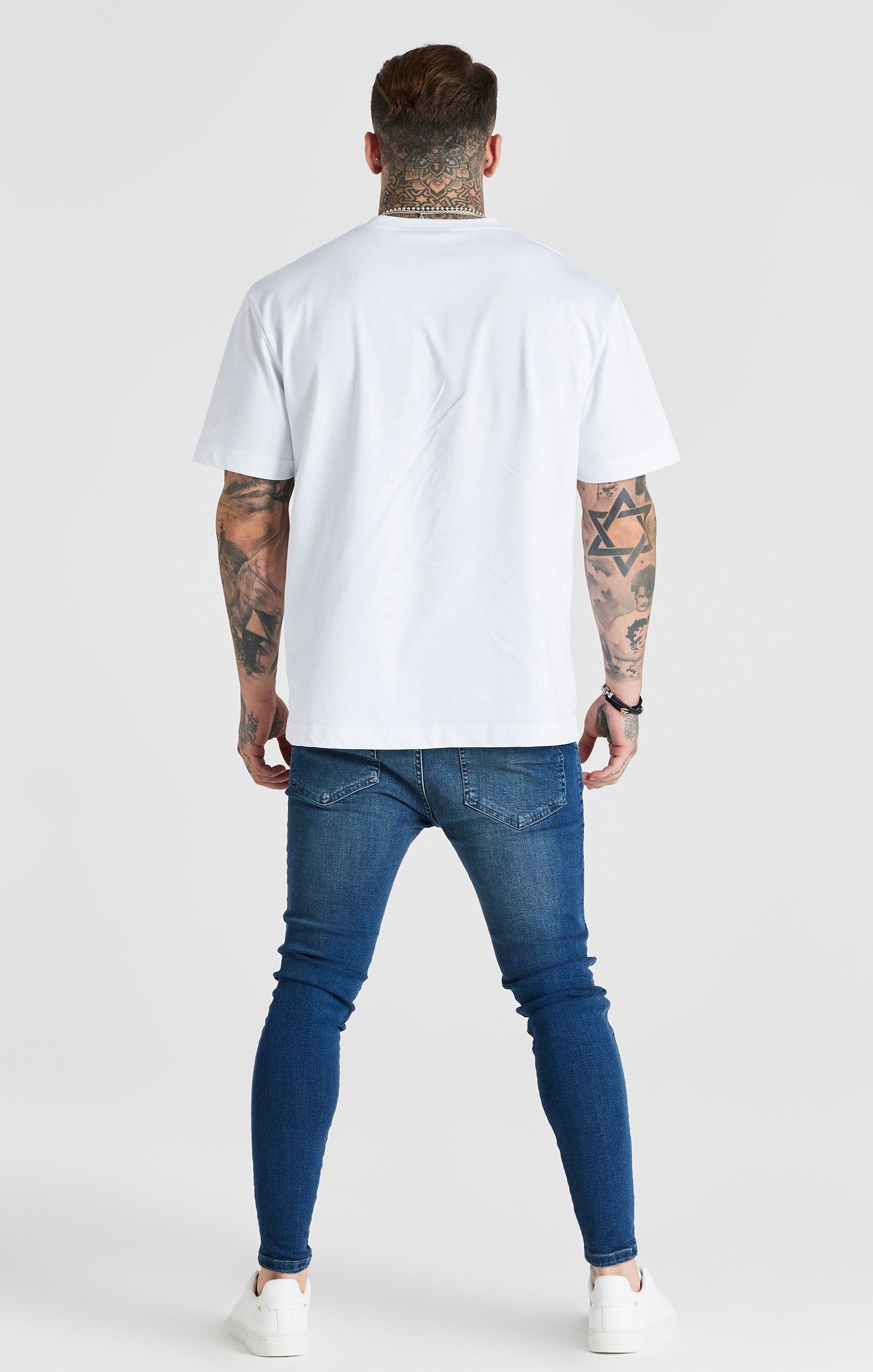 Load image into Gallery viewer, Blue Washed Essential Skinny Jean (4)
