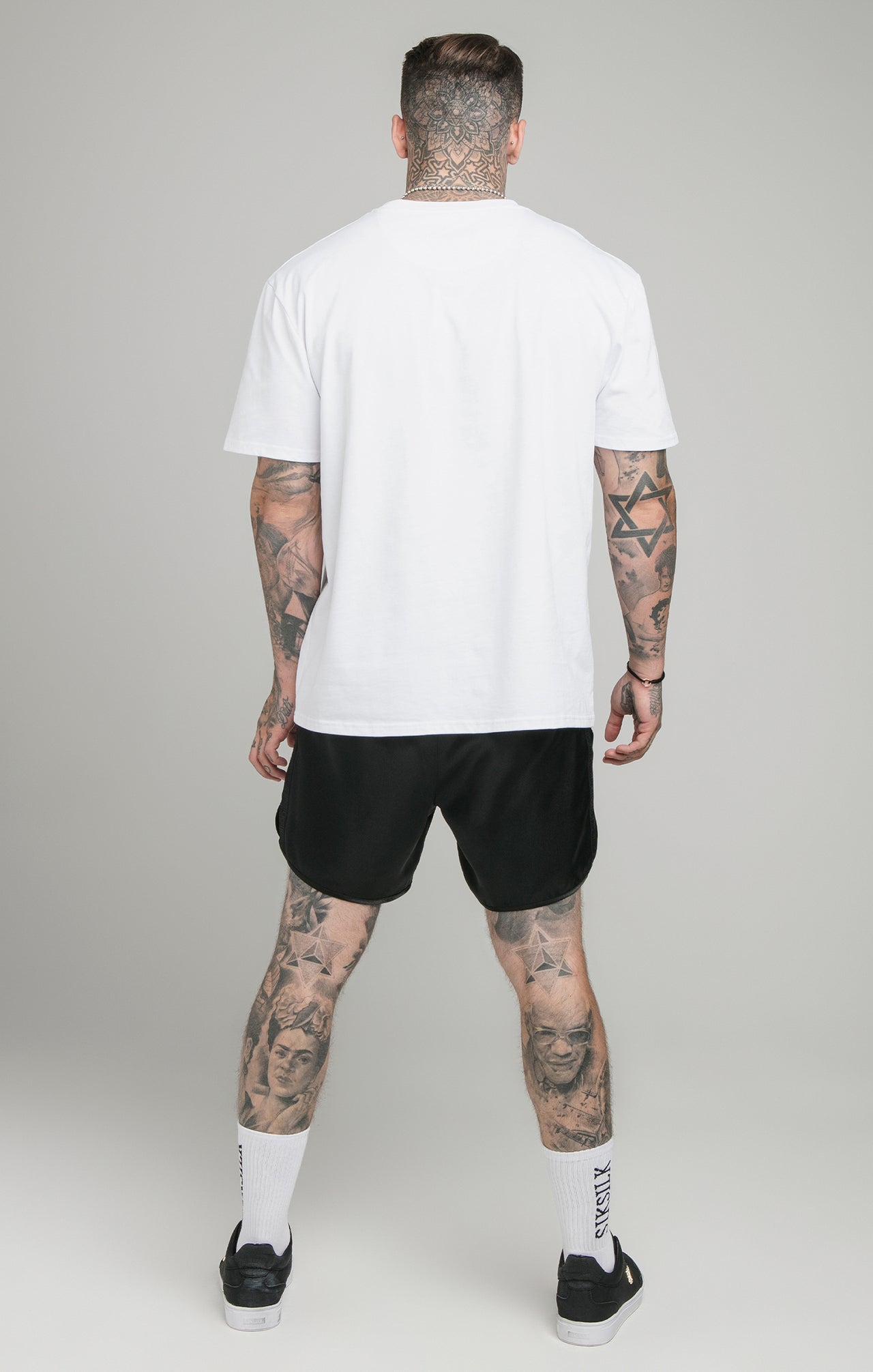 White Relaxed Fit T-Shirt (3)