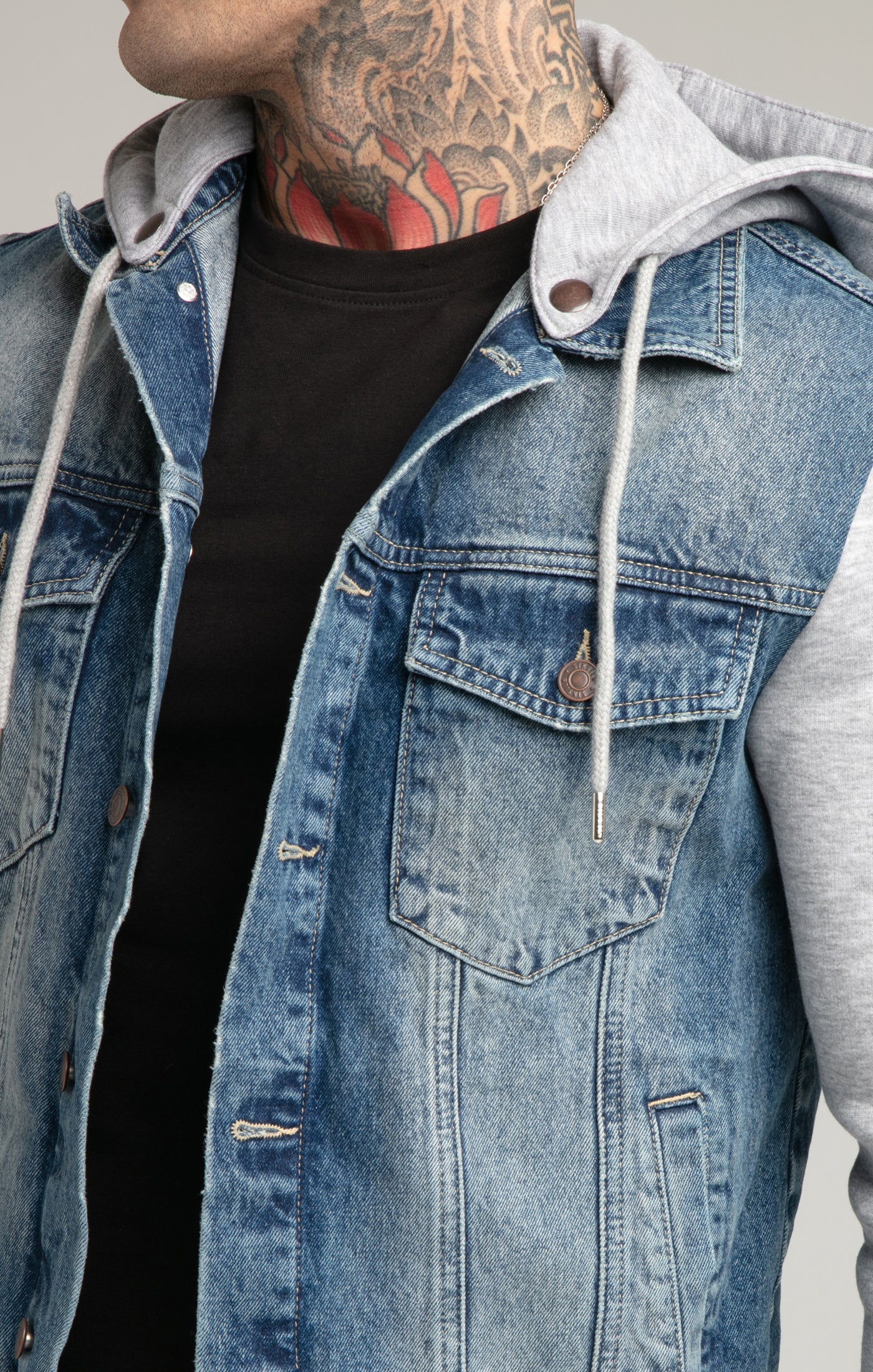 Load image into Gallery viewer, Blue Denim Jacket (1)