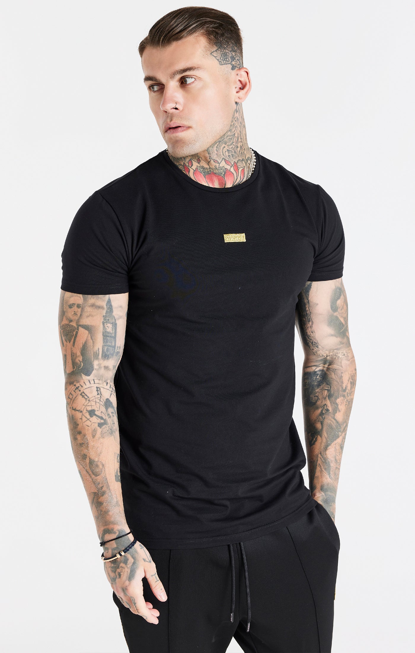 Load image into Gallery viewer, Black Gold Badge Muscle Fit T-Shirt