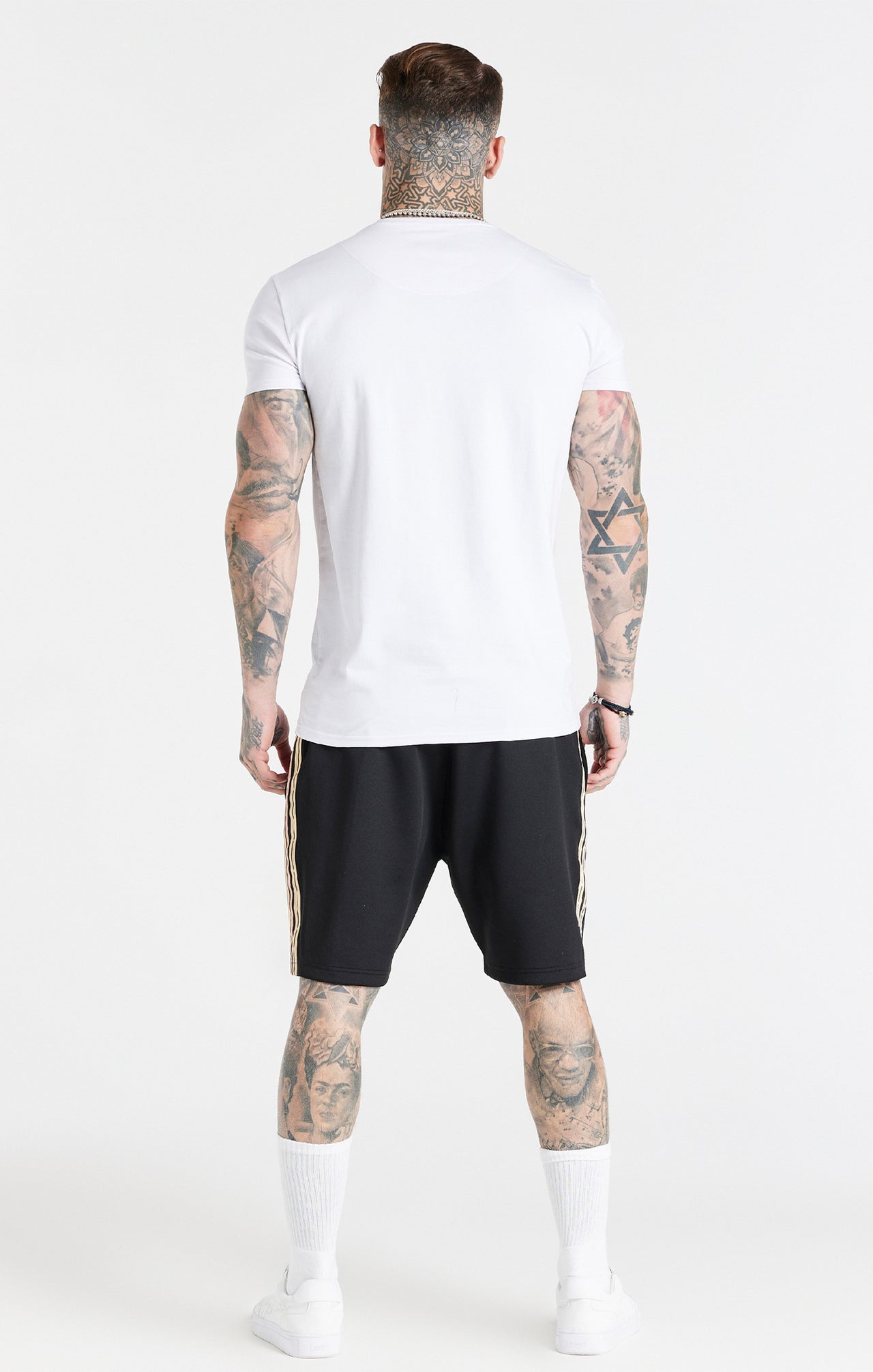 White Gold Badge Muscle Fit T-Shirt (4)