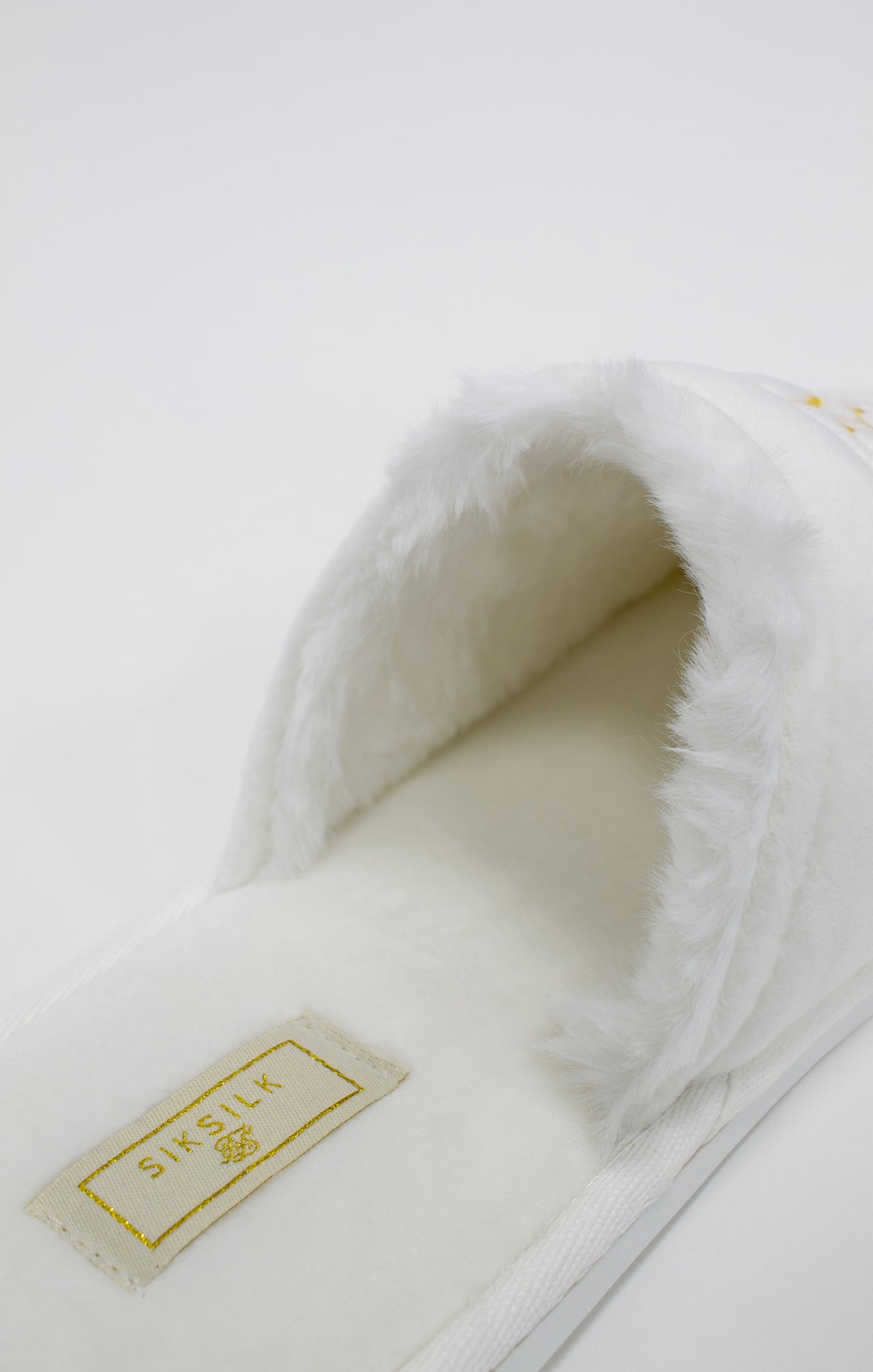 White Slipper With Embroidered Logo (3)