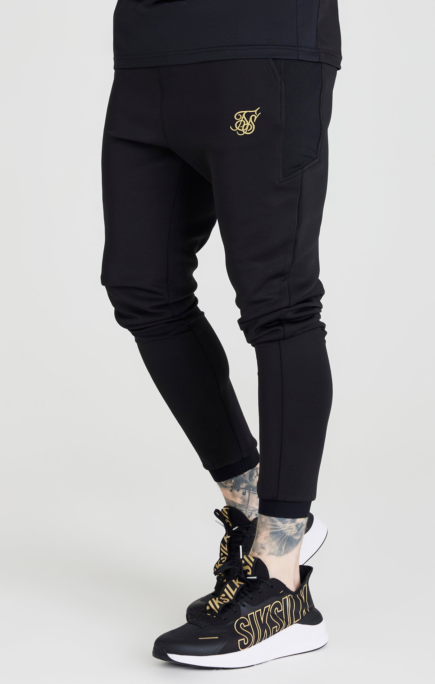 Load image into Gallery viewer, Black Retro Sports Scope Pant