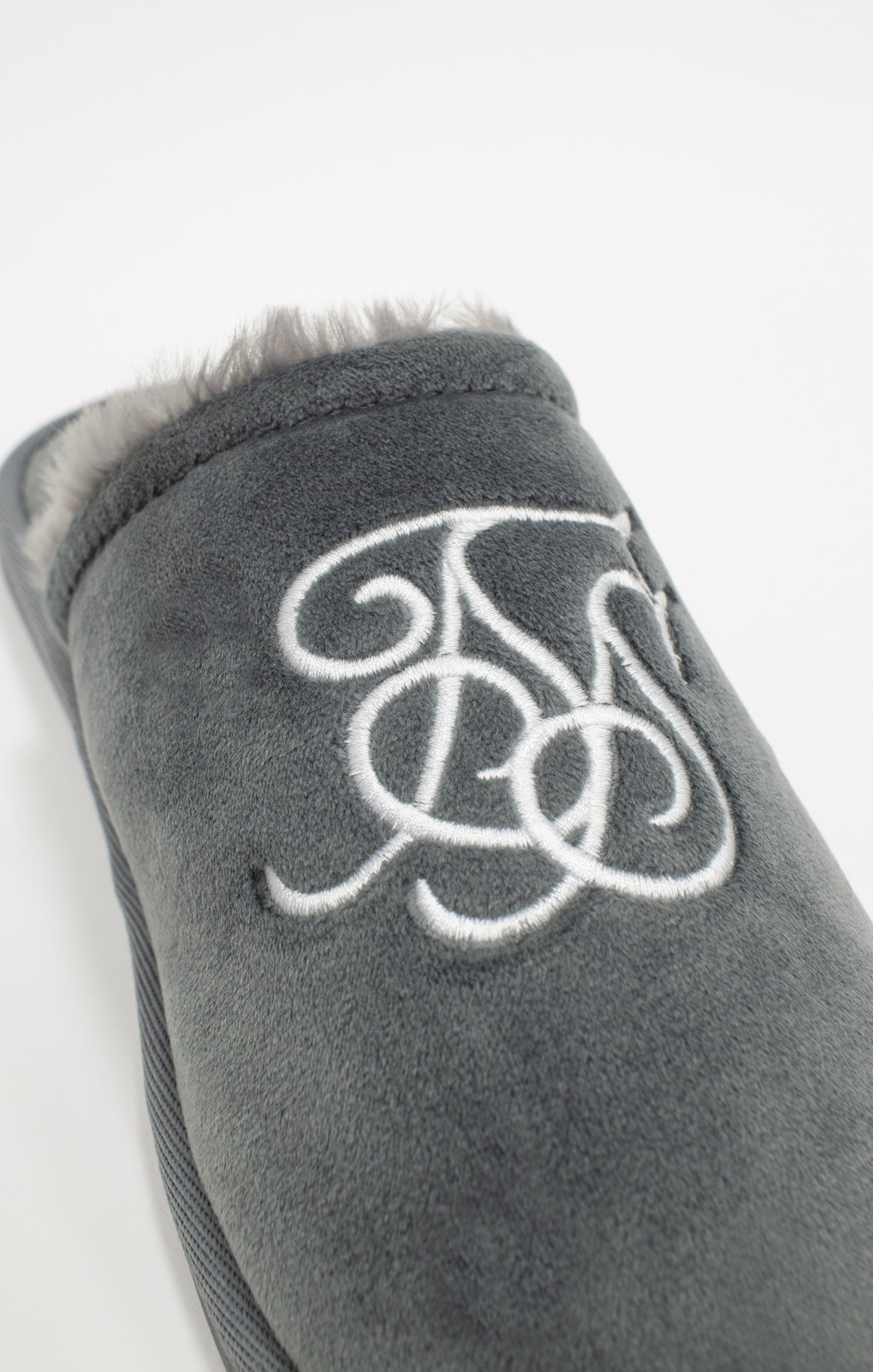 Grey Slipper With Embroidered Logo (4)