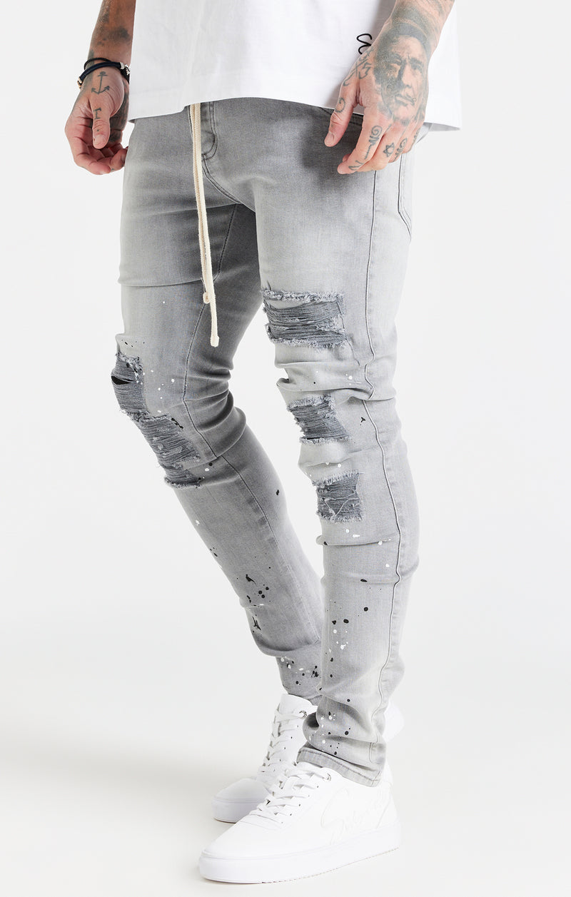 Grey Distressed Basic Cut Jean