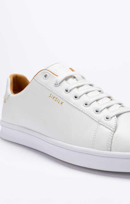 White Low-Top Casual Trainer