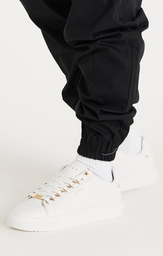 White Classic Trainer With Metal D-Rings