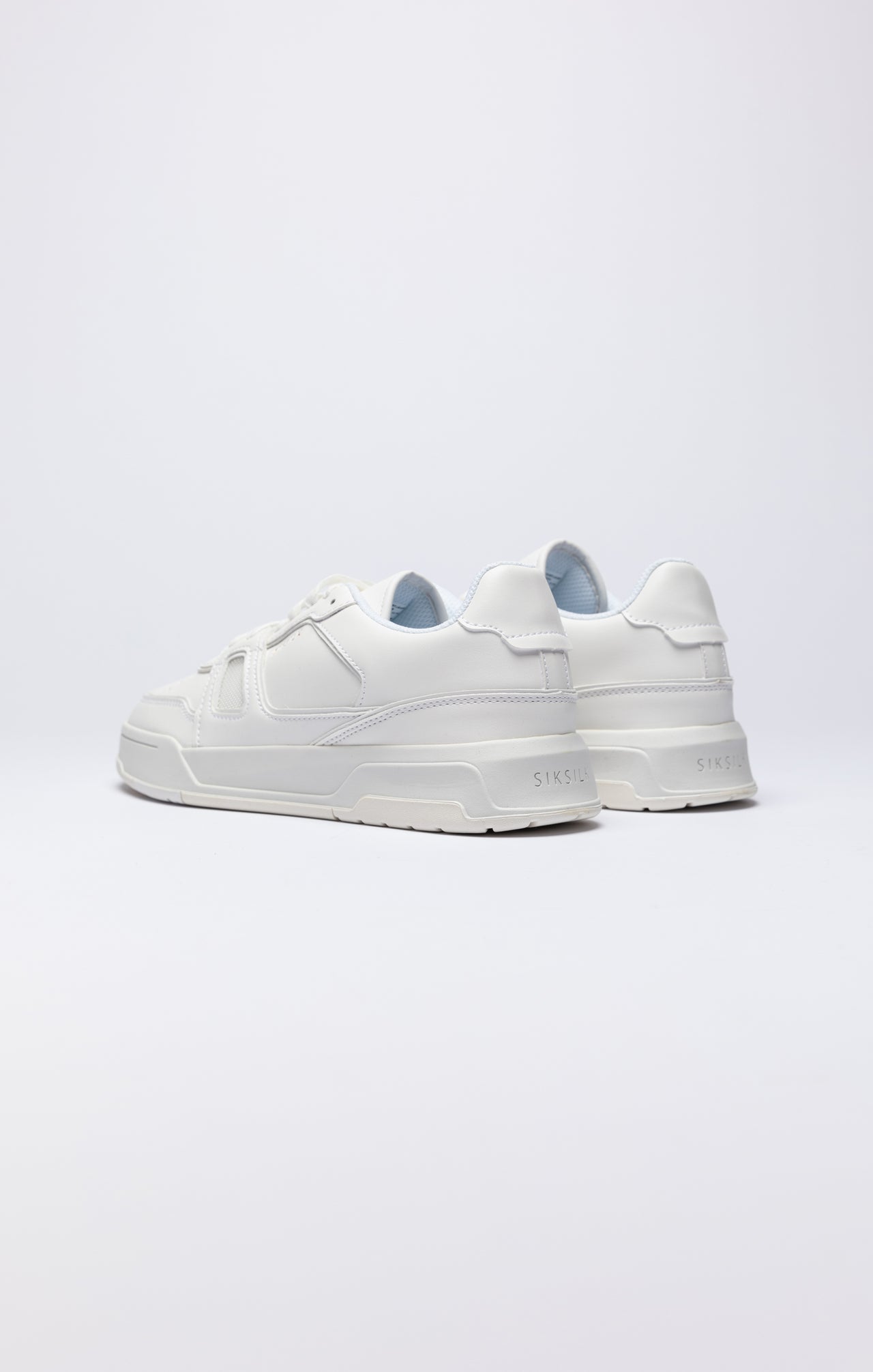 White Low-Top Court Trainer (4)