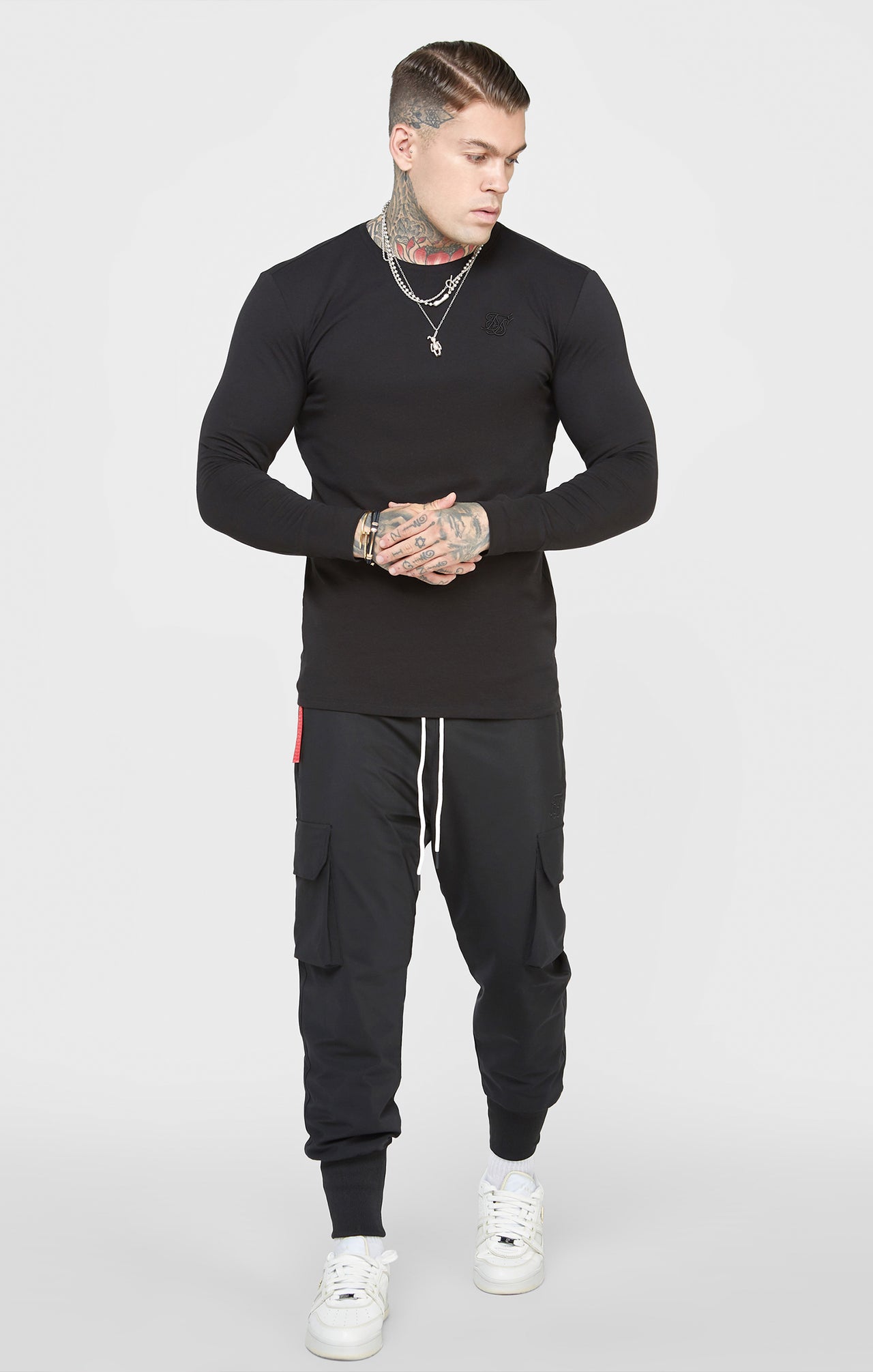 Black Long Sleeve Muscle Fit T-Shirt (2)