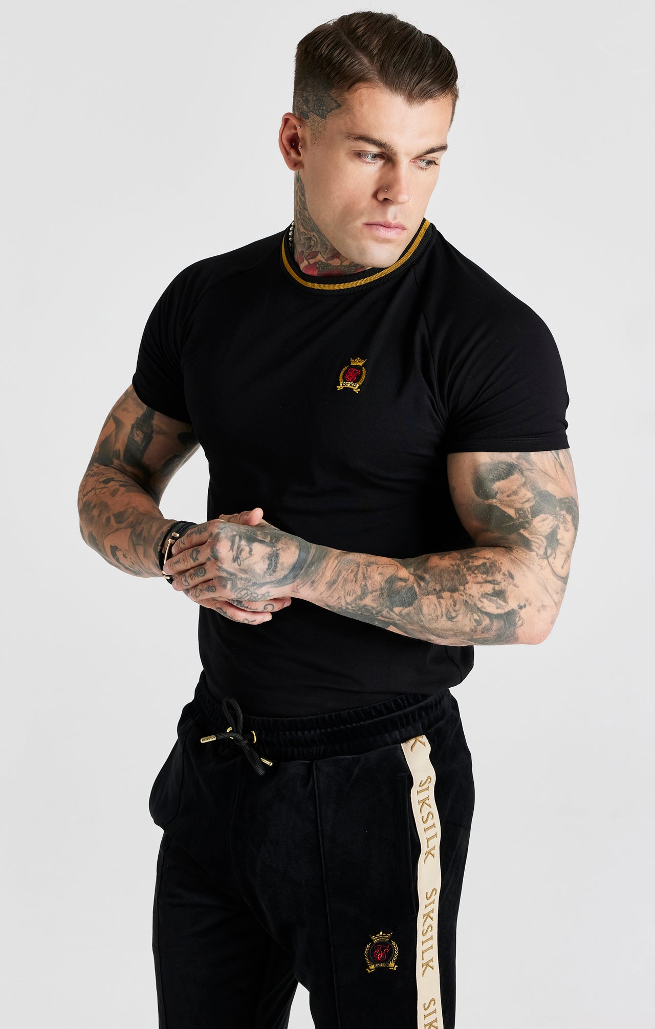 Black Crest Muscle Fit T-Shirt (4)