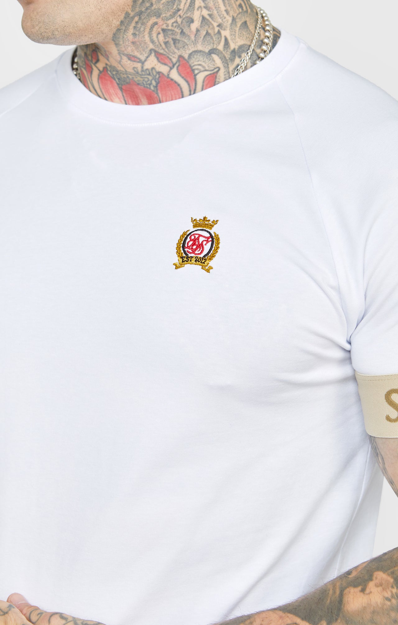White Crest Elasticated Cuff T-Shirt (1)
