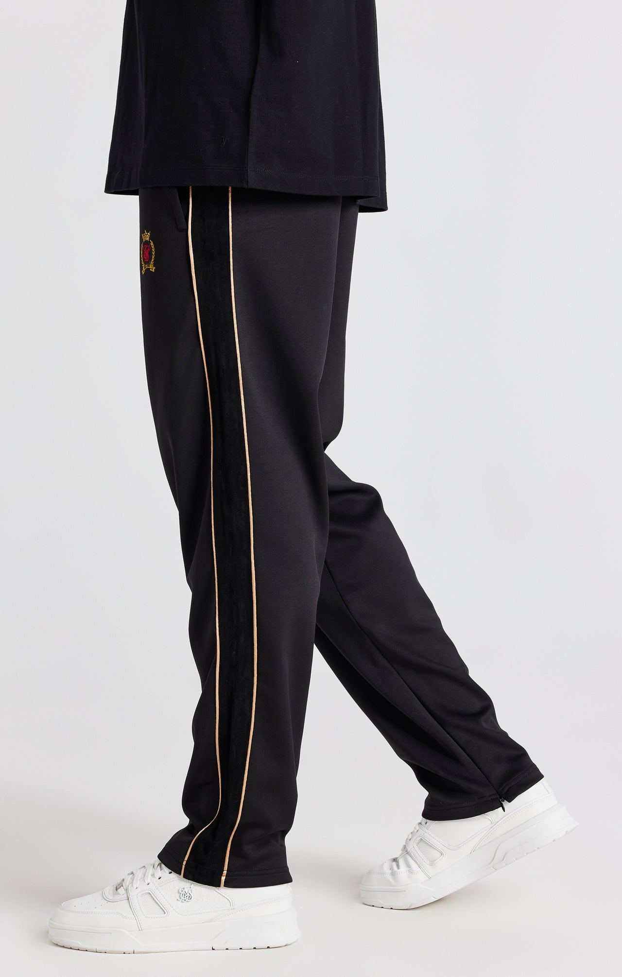 Black Crest Loose Fit Track Pant (1)