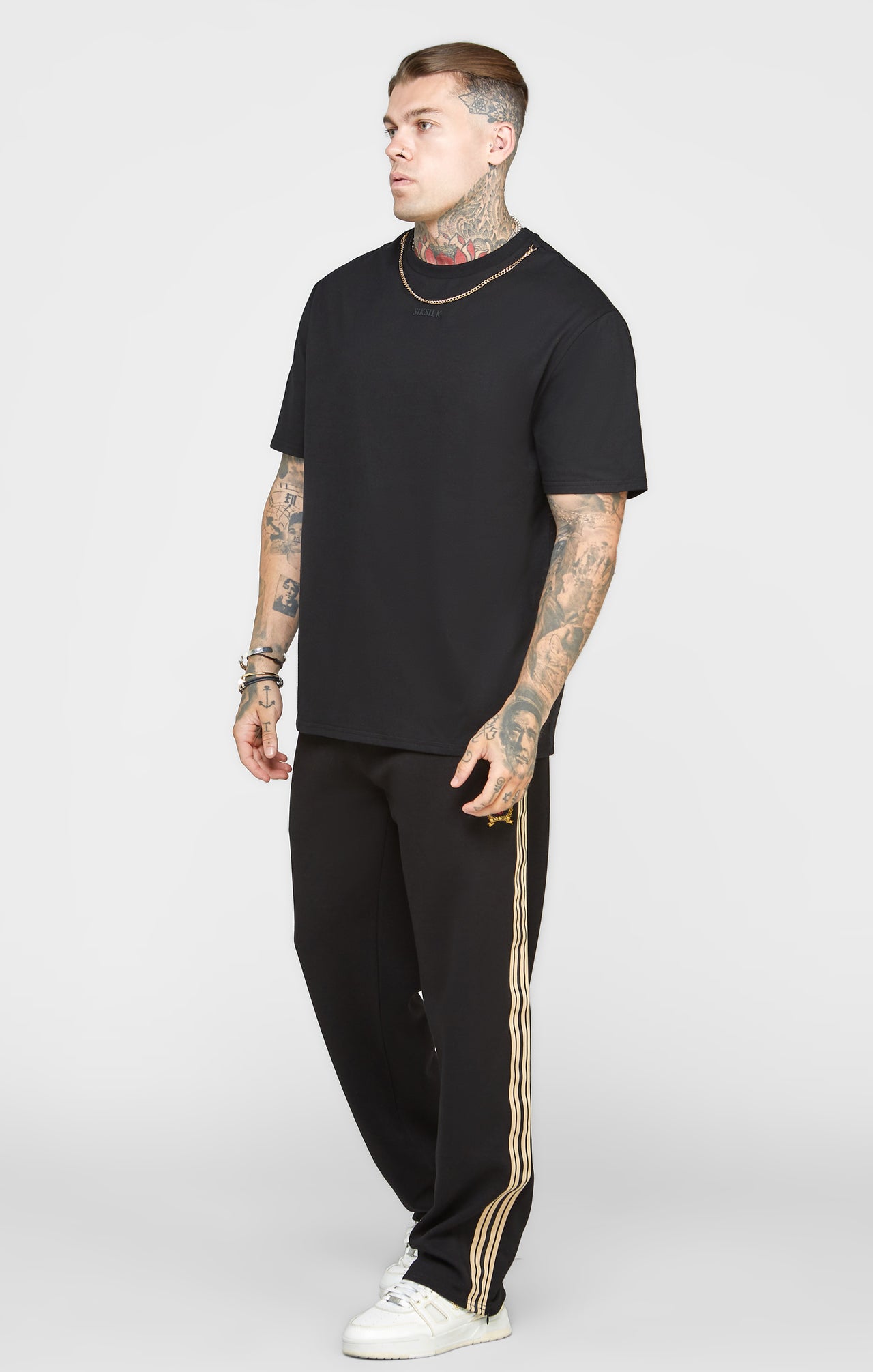 Black Chain Oversized T-Shirt (2)