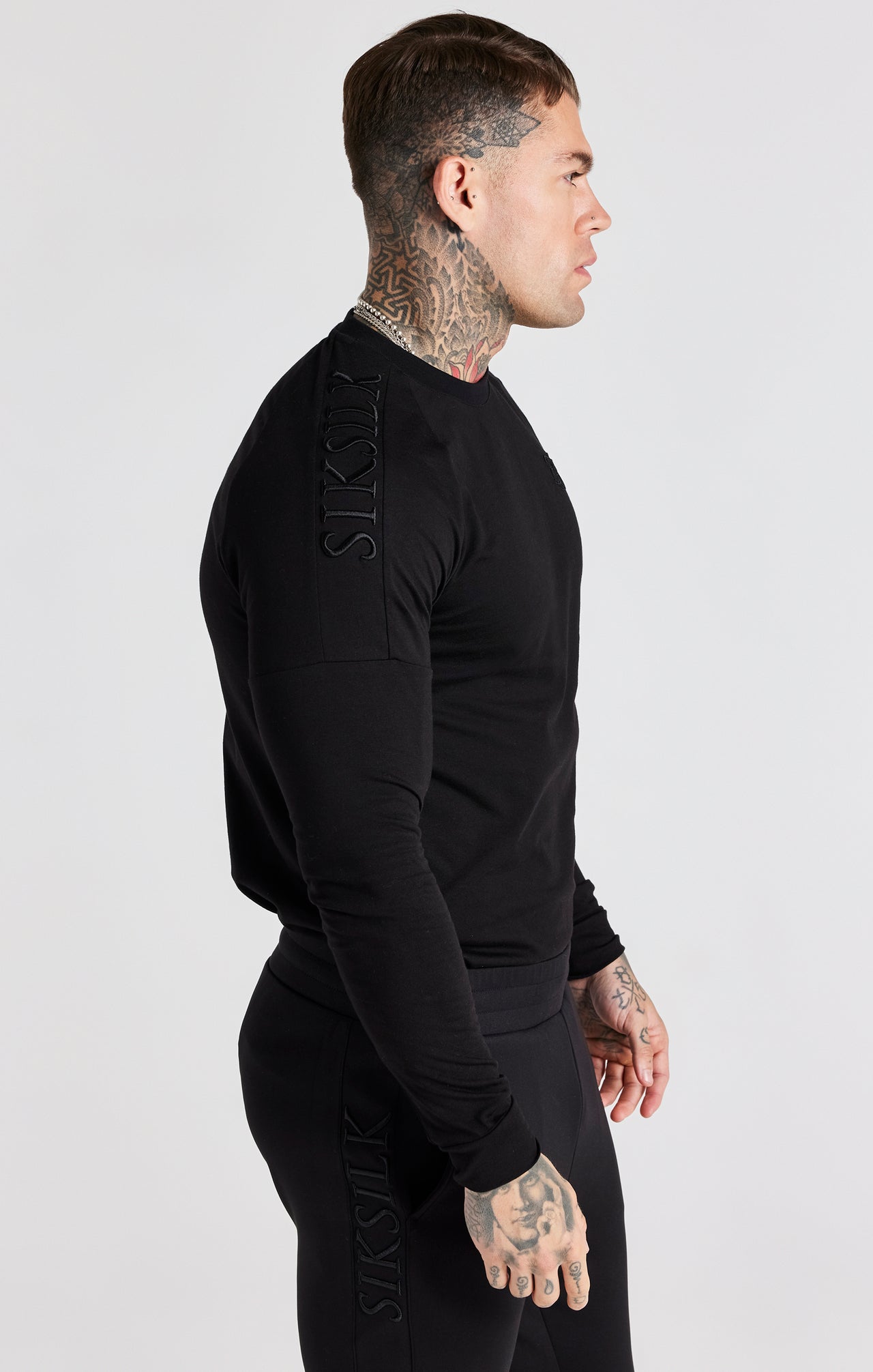 Black Panel Muscle Fit T-Shirt (4)