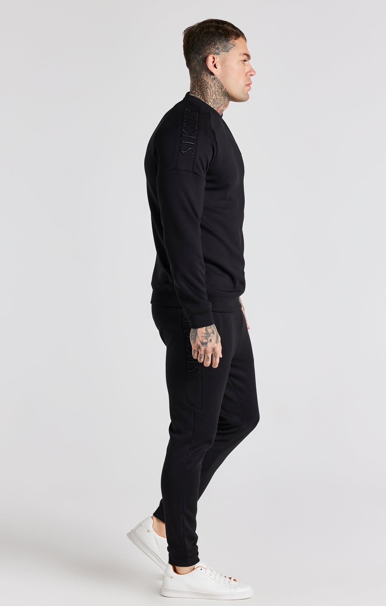 Black Muscle Fit Embroidery Sweatshirt (4)