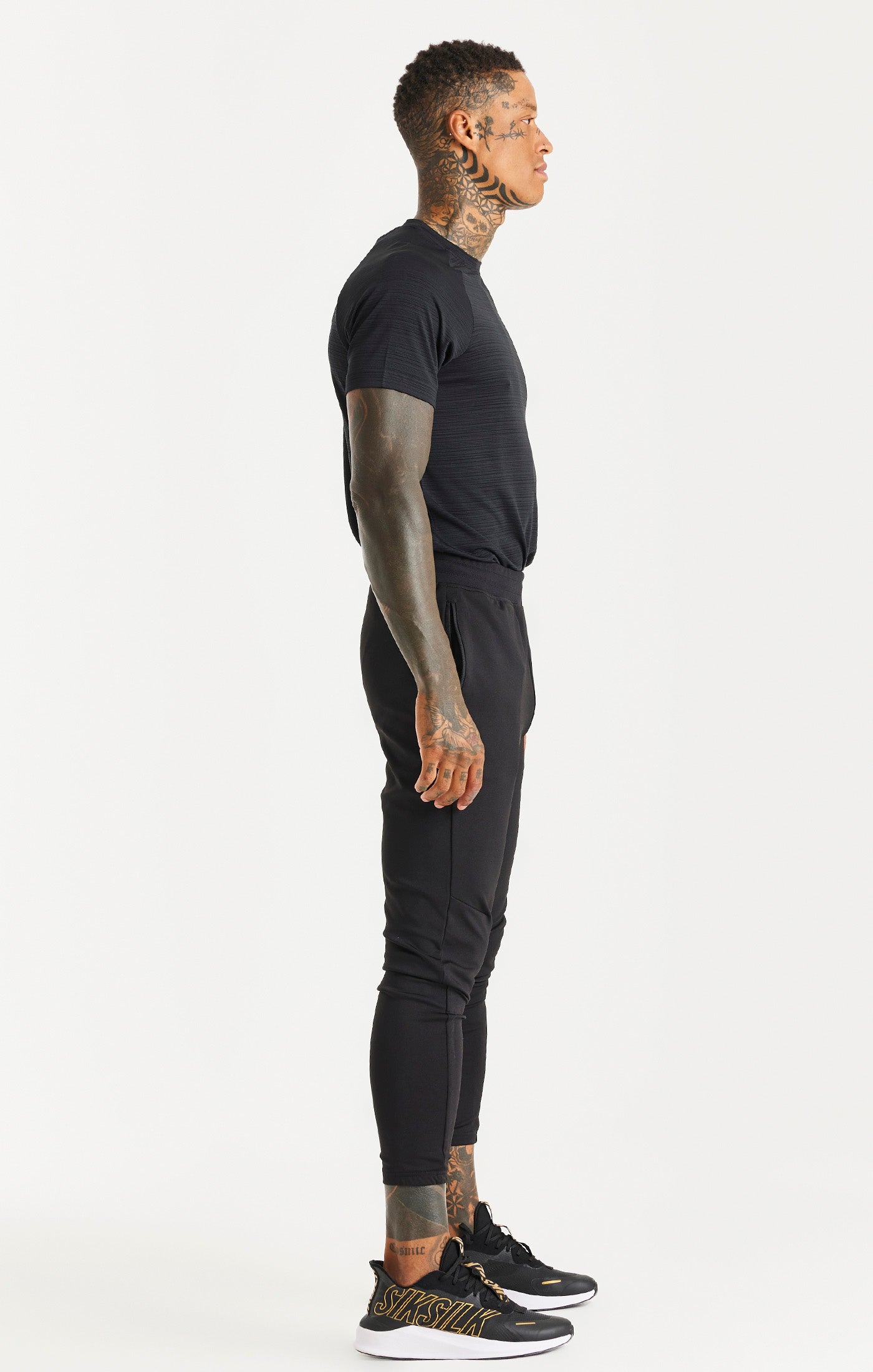 Load image into Gallery viewer, Black Inject T-Shirt (4)