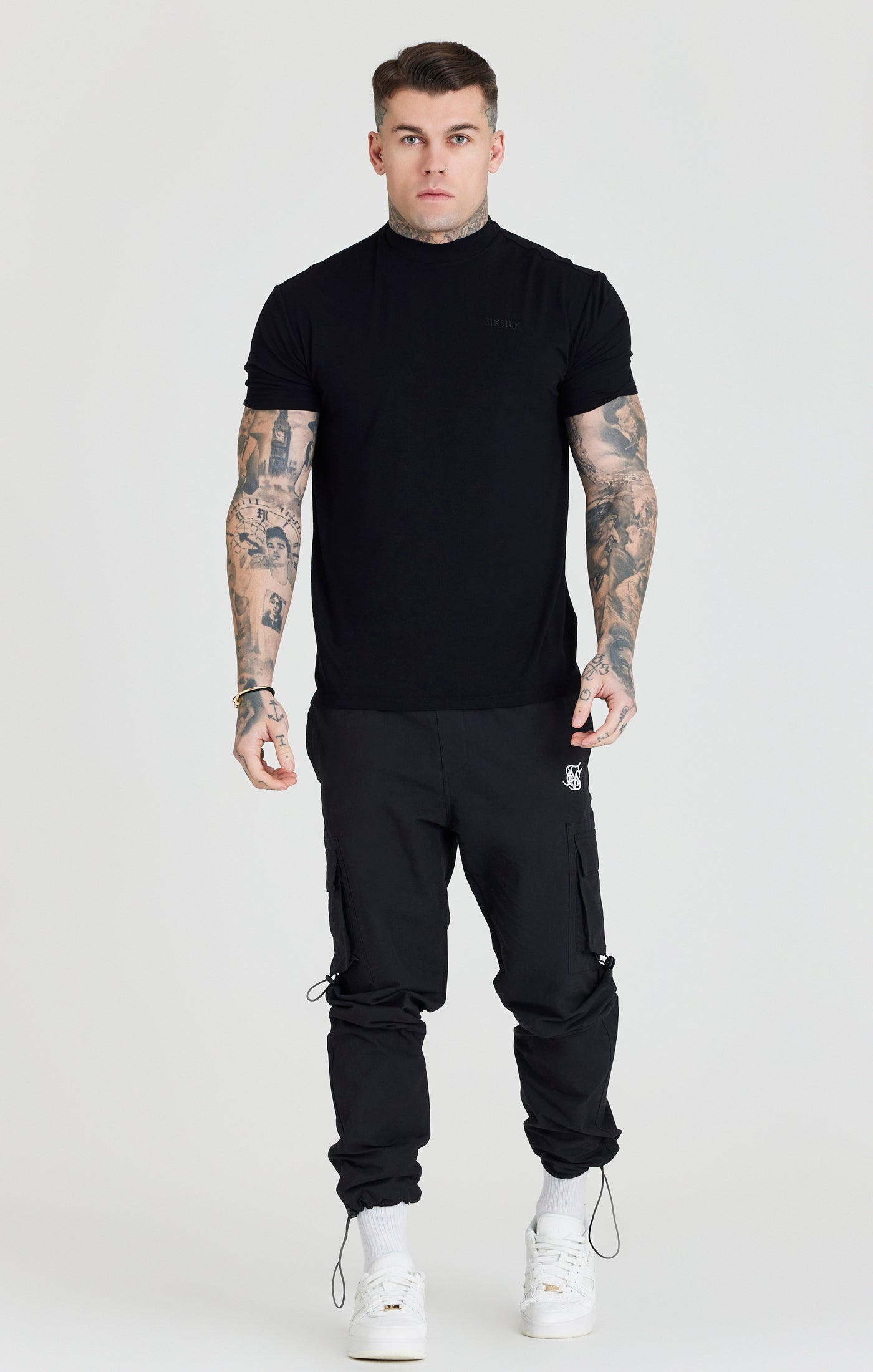 Load image into Gallery viewer, Black High Neck T-Shirt (2)