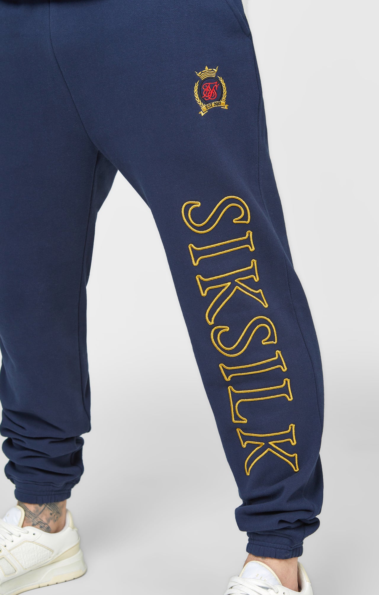 Navy Embroidery Relaxed Fit Jogger (5)