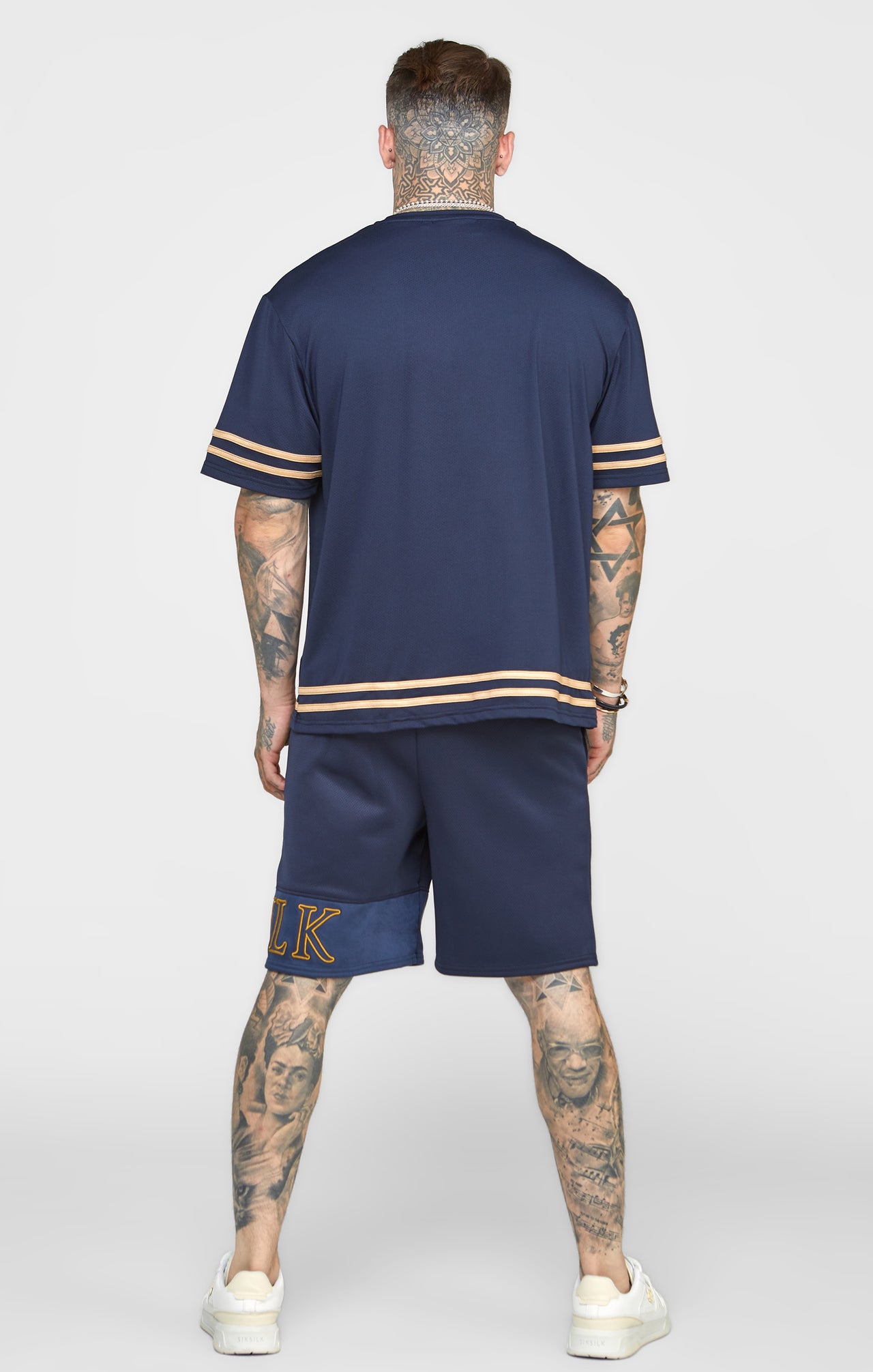 Navy Embroidery Relaxed Short (4)