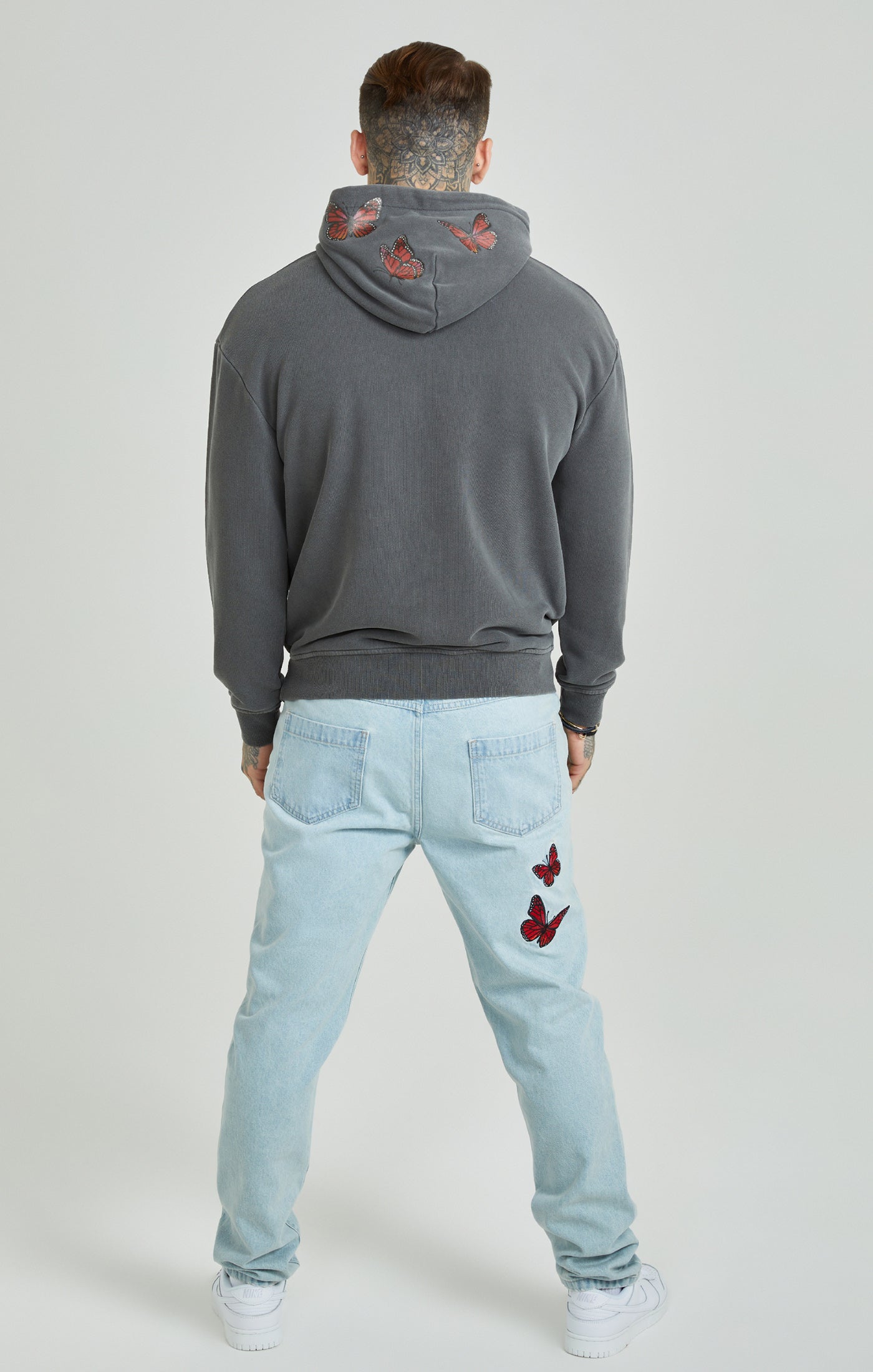 Load image into Gallery viewer, Light Blue Wash Butterfly Straight Cut Denim Jeans (4)