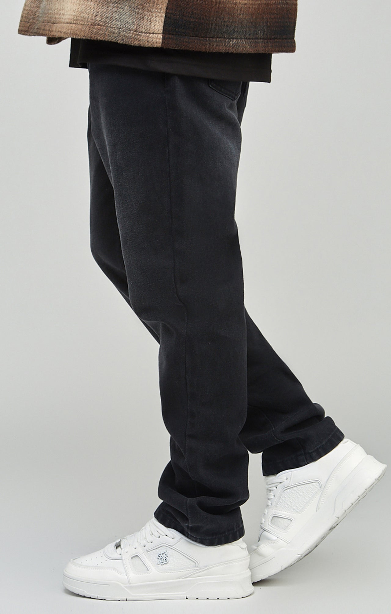 Black Straight Cut Denim Jeans (2)