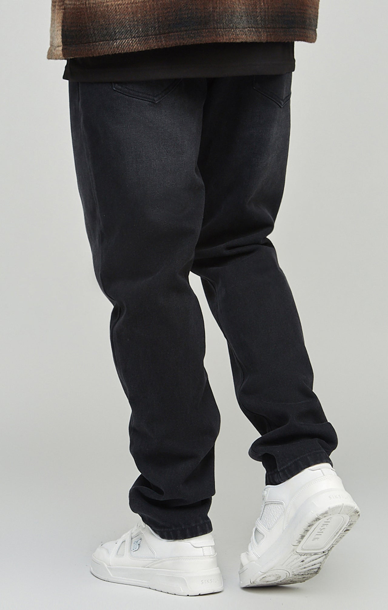 Black Straight Cut Denim Jeans (3)