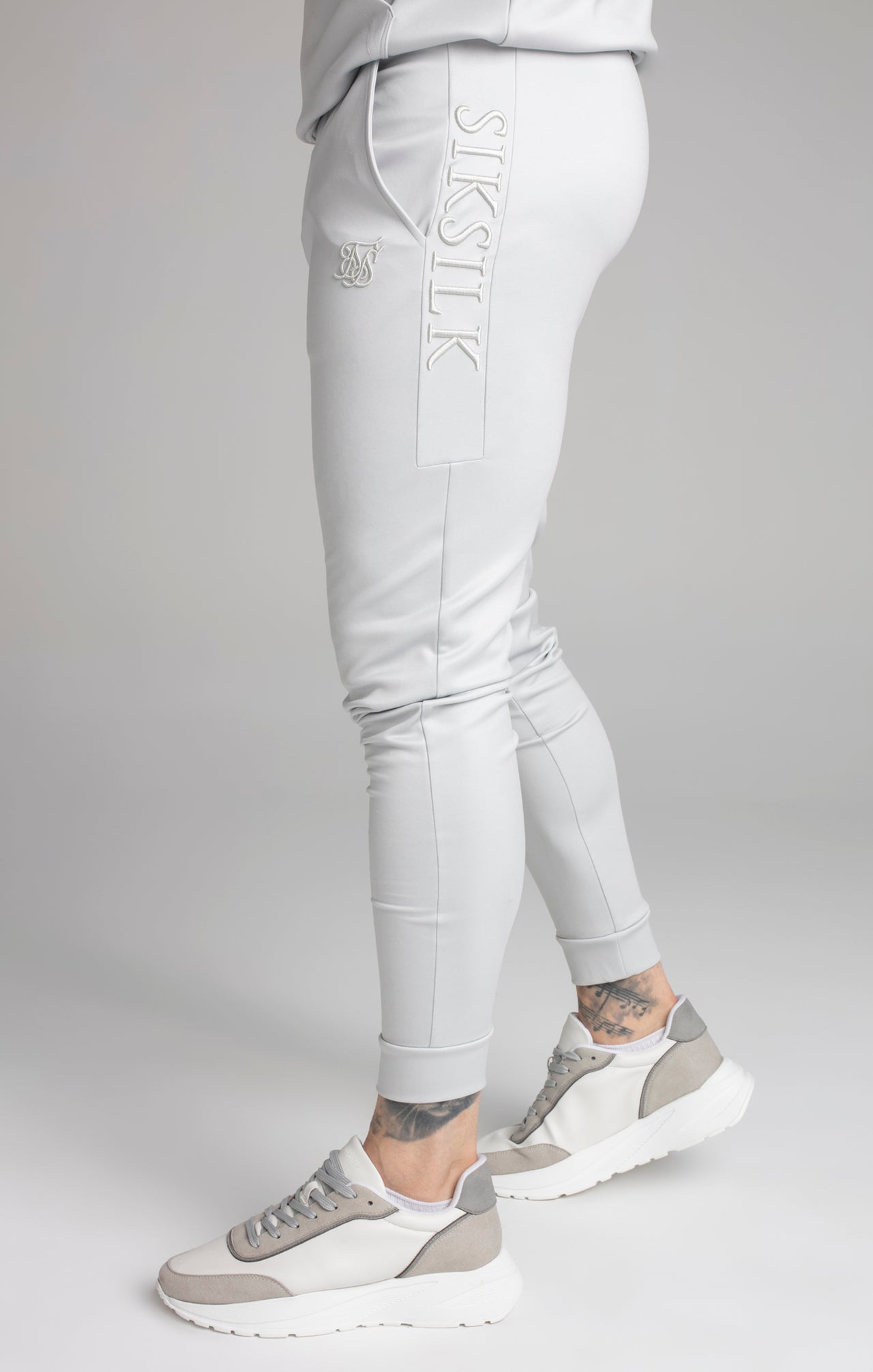Grey Embroidered Panel Cuffed Pant (2)