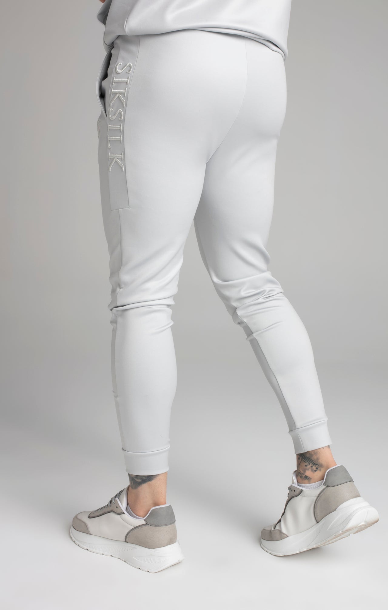 Grey Embroidered Panel Cuffed Pant (3)