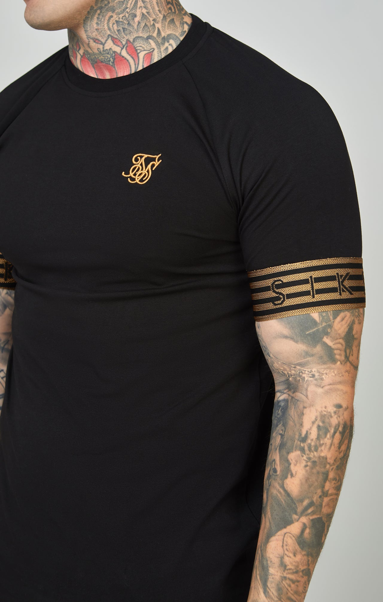 Black, Gold Knitted Elastic Cuffed T-Shirt (1)