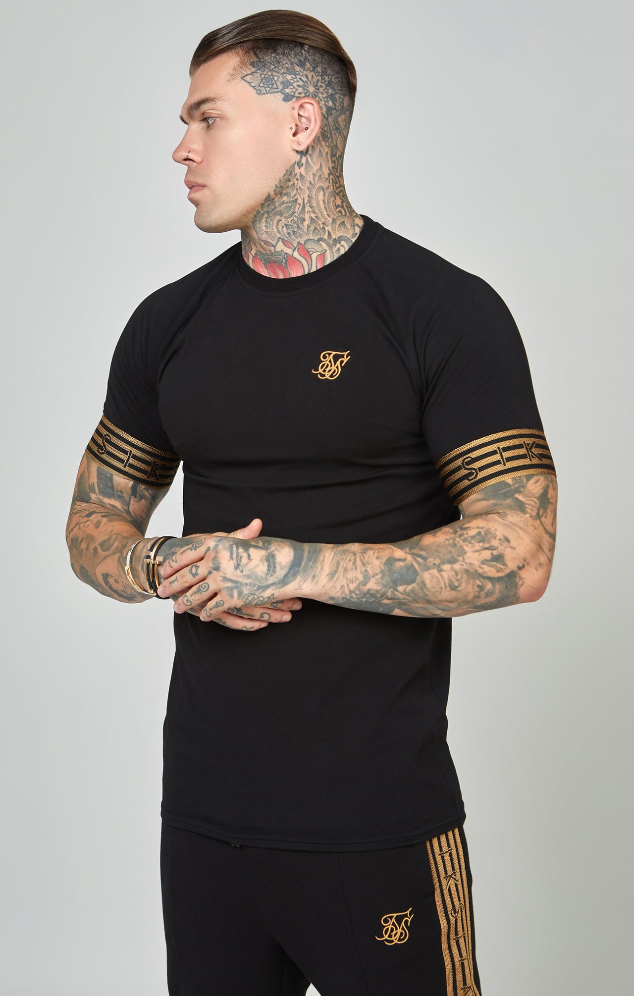 Black, Gold Knitted Elastic Cuffed T-Shirt (3)