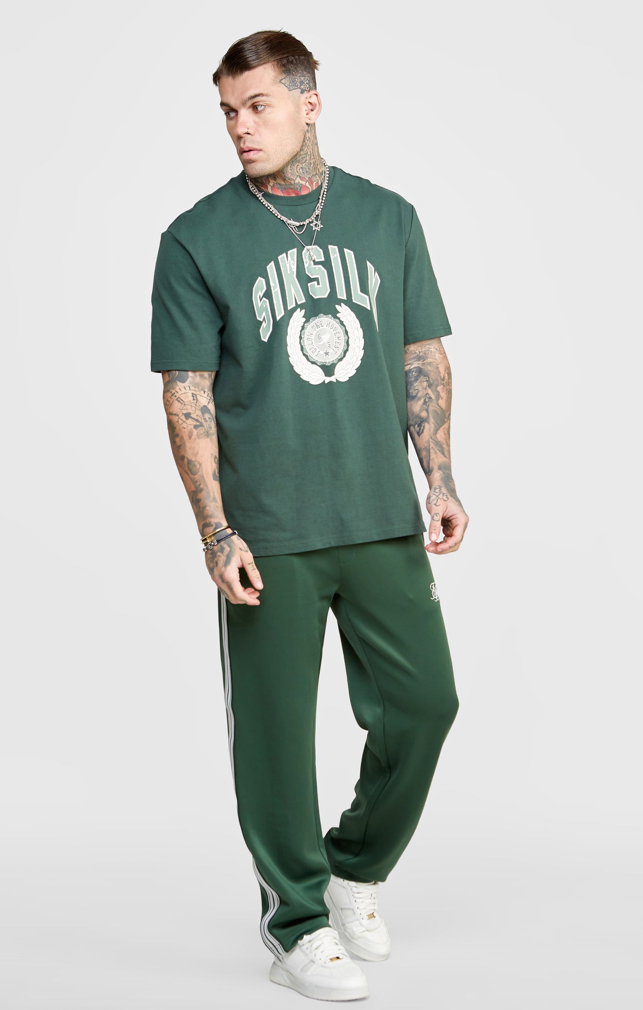 Green Oversized Graphic T-Shirt (3)