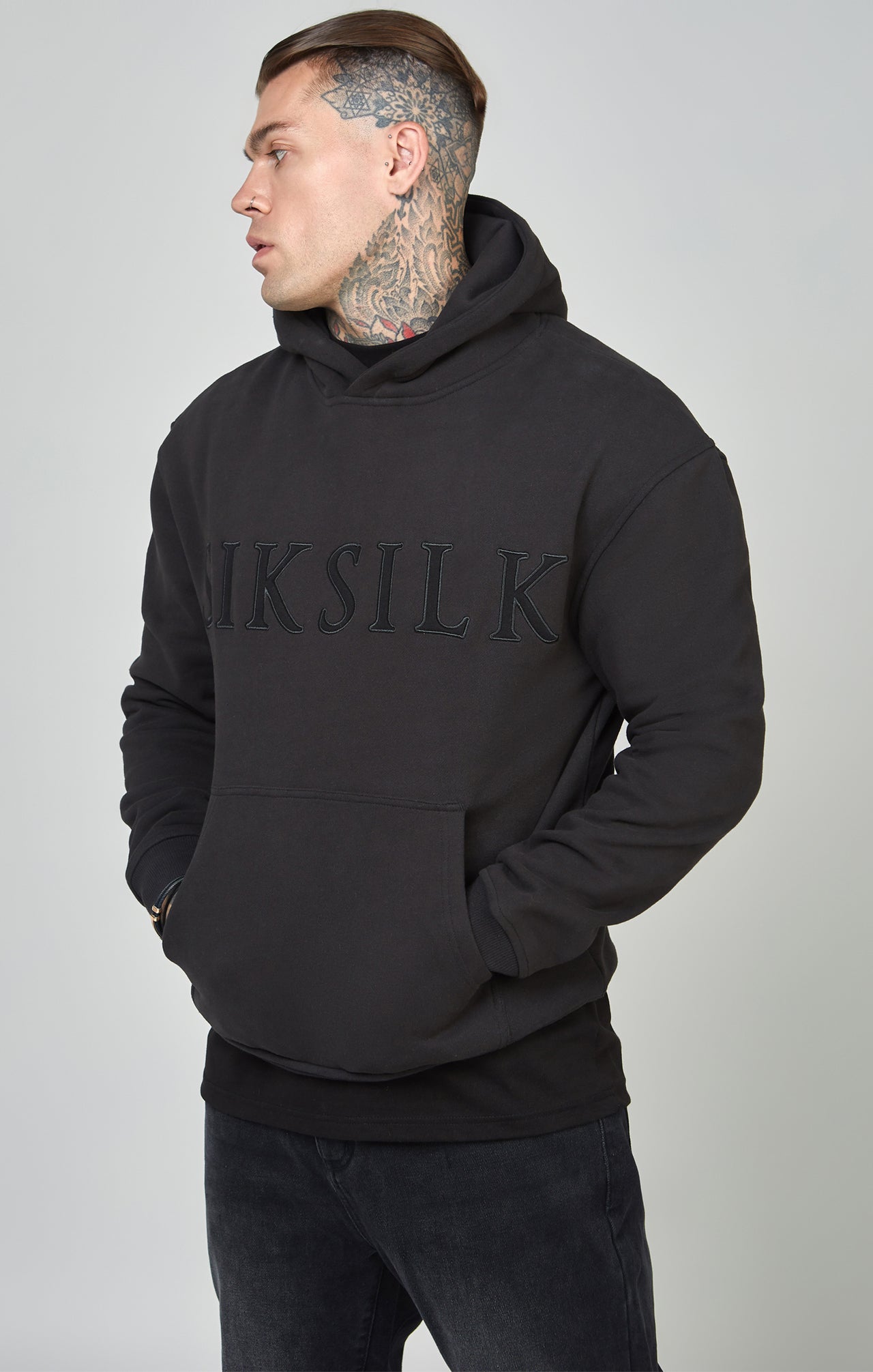 Black Applique Logo Relaxed Fit Overhead Hoodie (3)