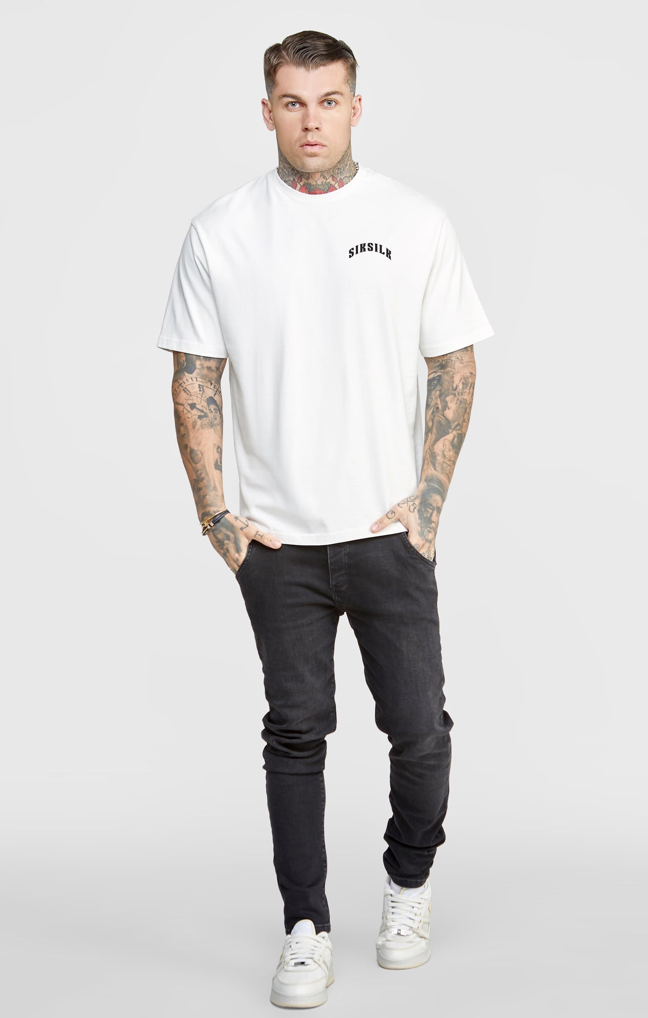 White Graphic Oversized T-Shirt (3)