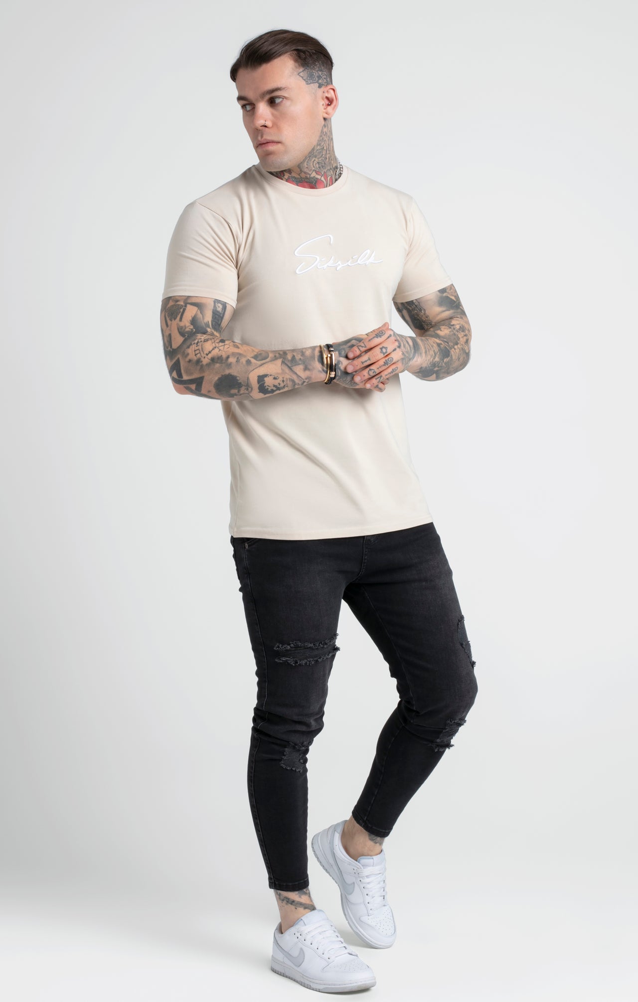 Stone Embroidered Script Muscle Fit T-Shirt (1)
