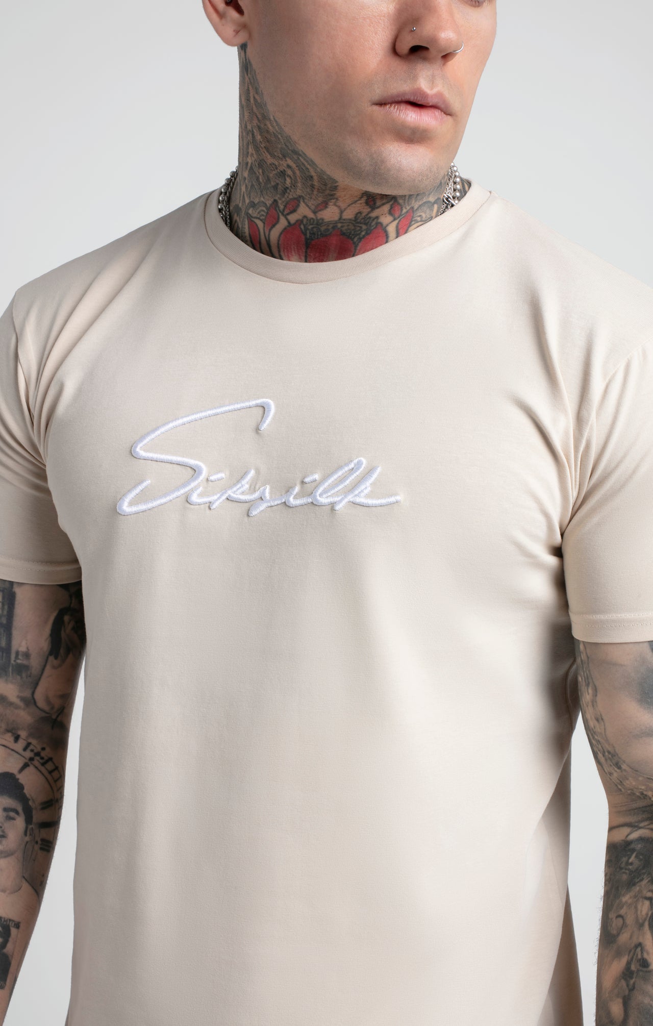 Stone Embroidered Script Muscle Fit T-Shirt (2)